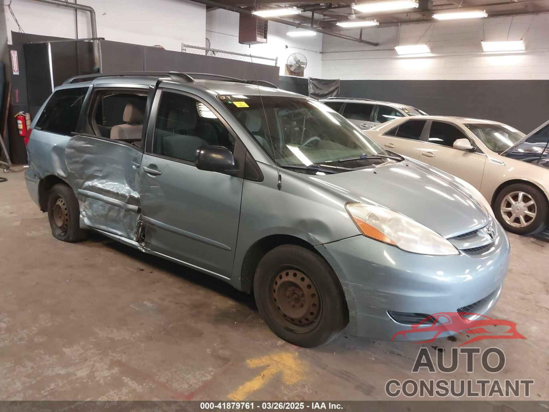 TOYOTA SIENNA 2010 - 5TDKK4CC4AS294937