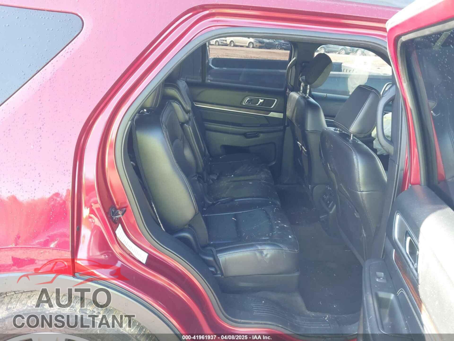 FORD EXPLORER 2018 - 1FM5K7F89JGA21584