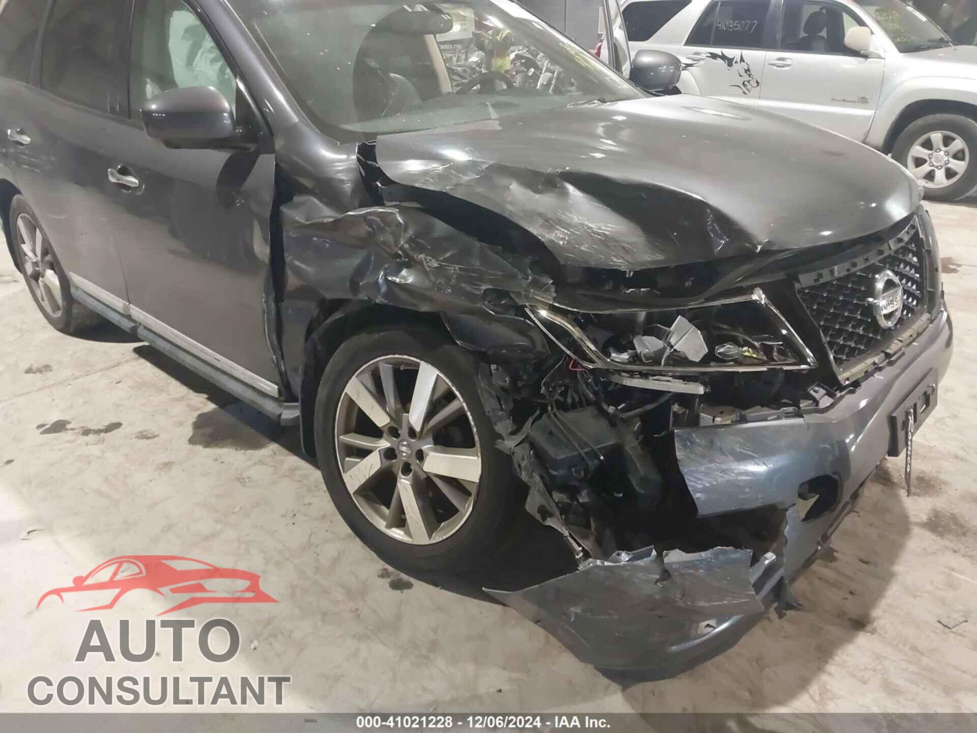 NISSAN PATHFINDER 2013 - 5N1AR2MM5DC678603