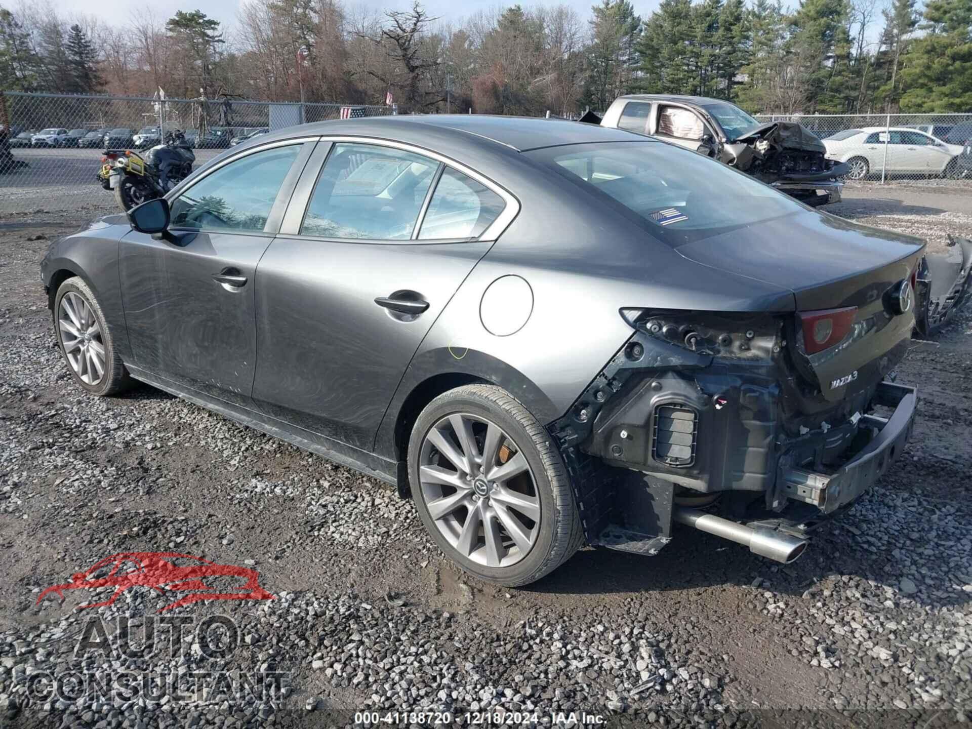 MAZDA MAZDA3 2021 - JM1BPACL2M1309212