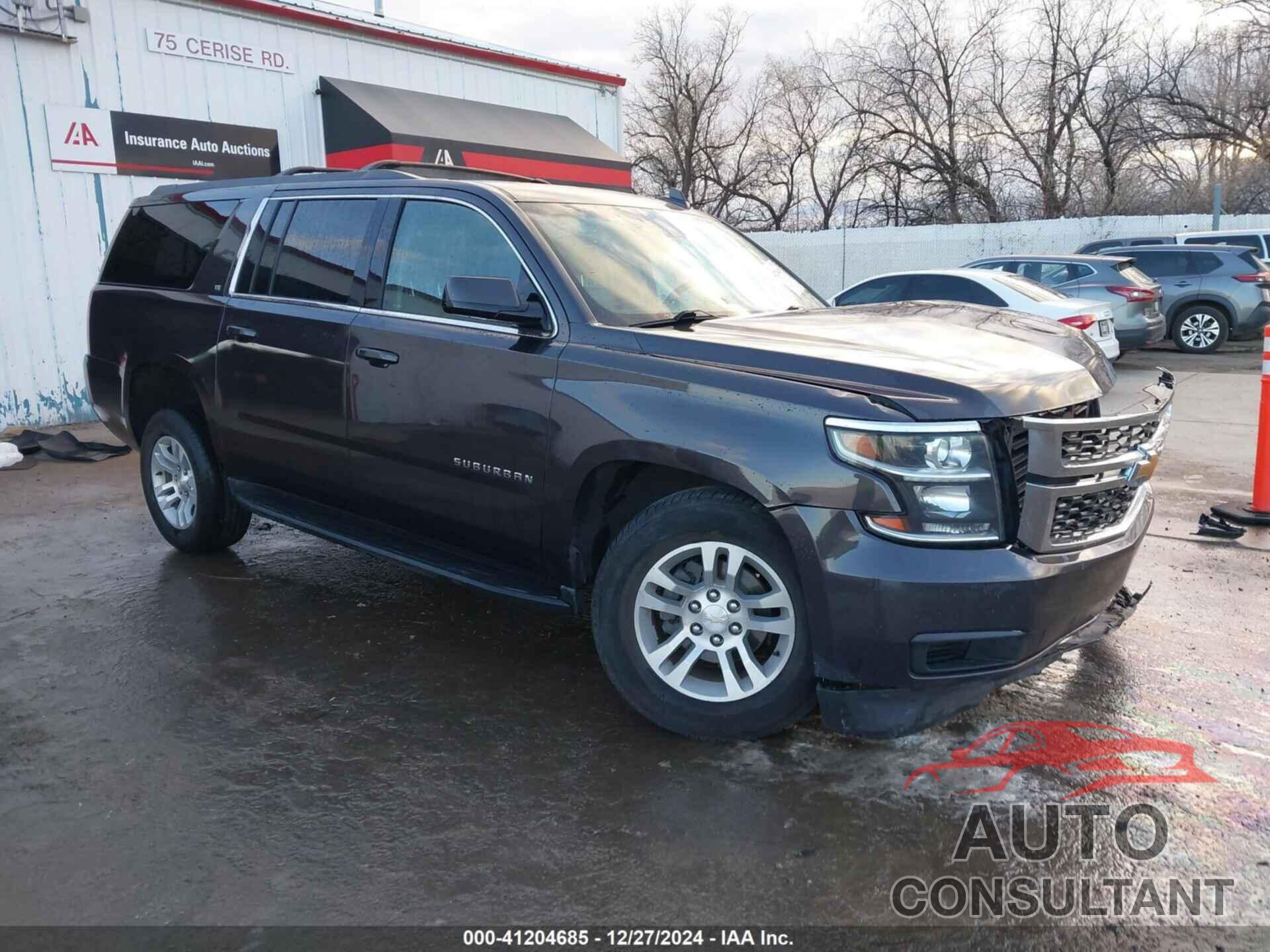 CHEVROLET SUBURBAN 2018 - 1GNSKHKC1JR200673