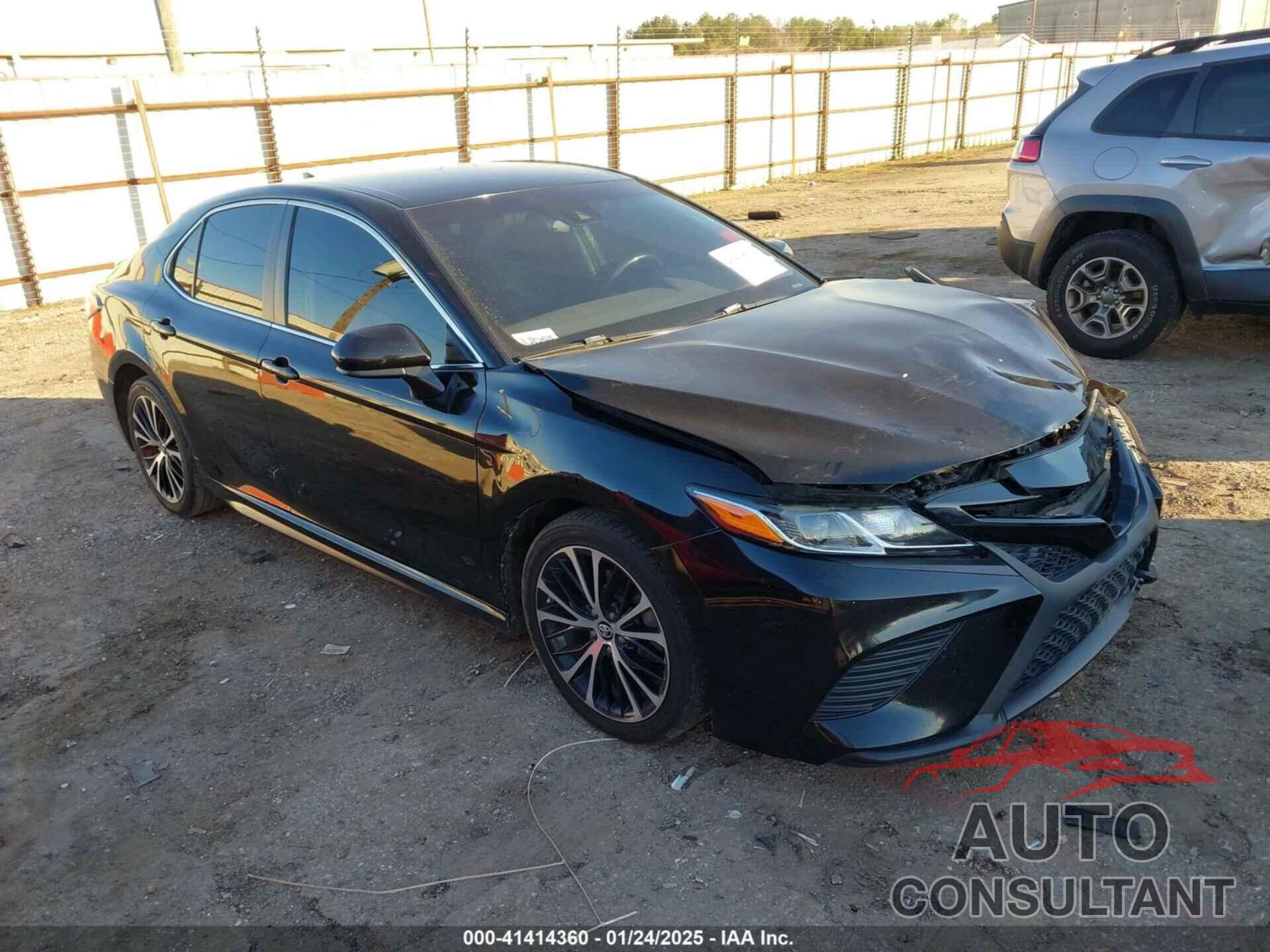 TOYOTA CAMRY 2019 - 4T1B11HK1KU807605