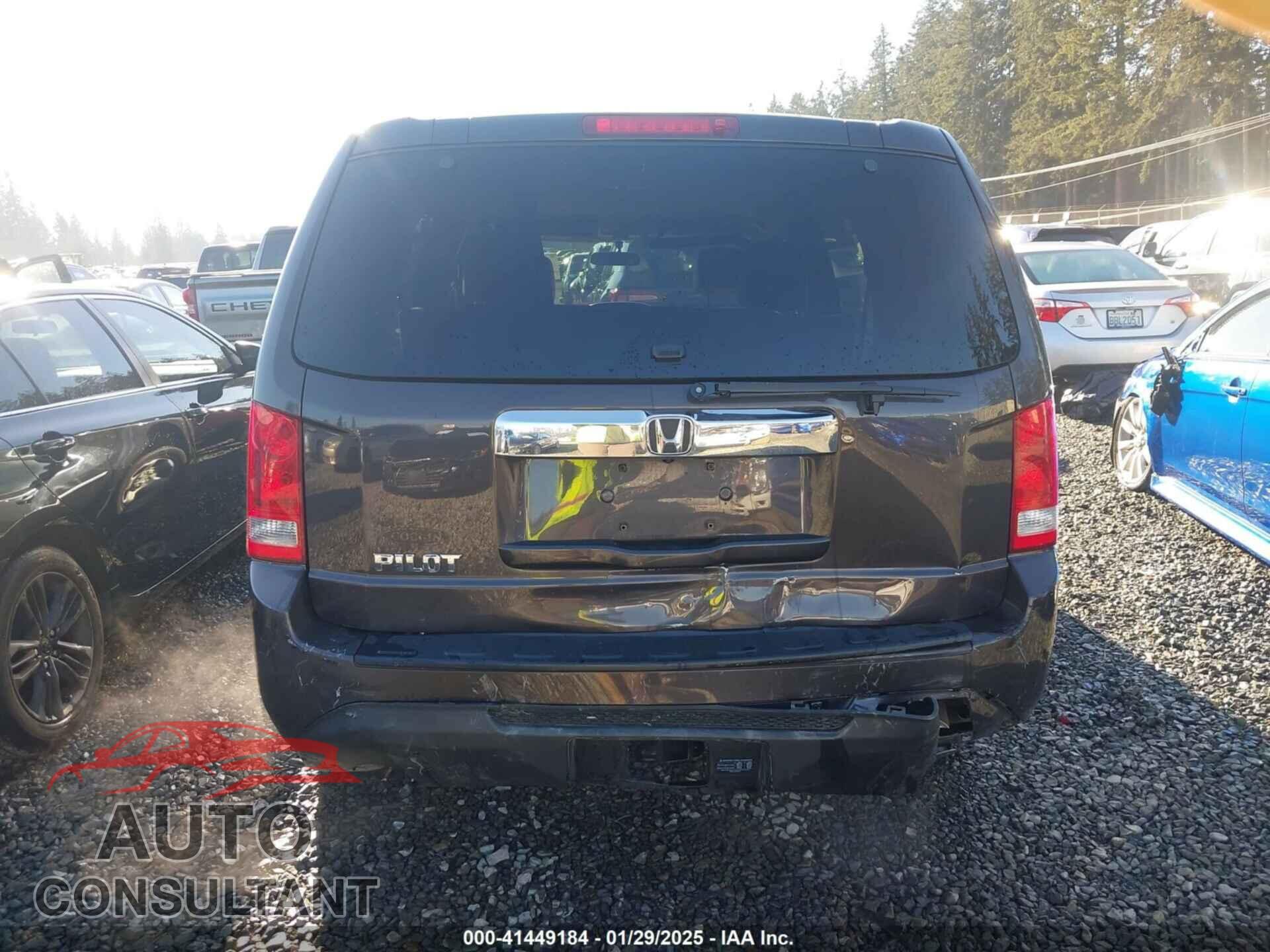 HONDA PILOT 2014 - 5FNYF3H2XEB022833