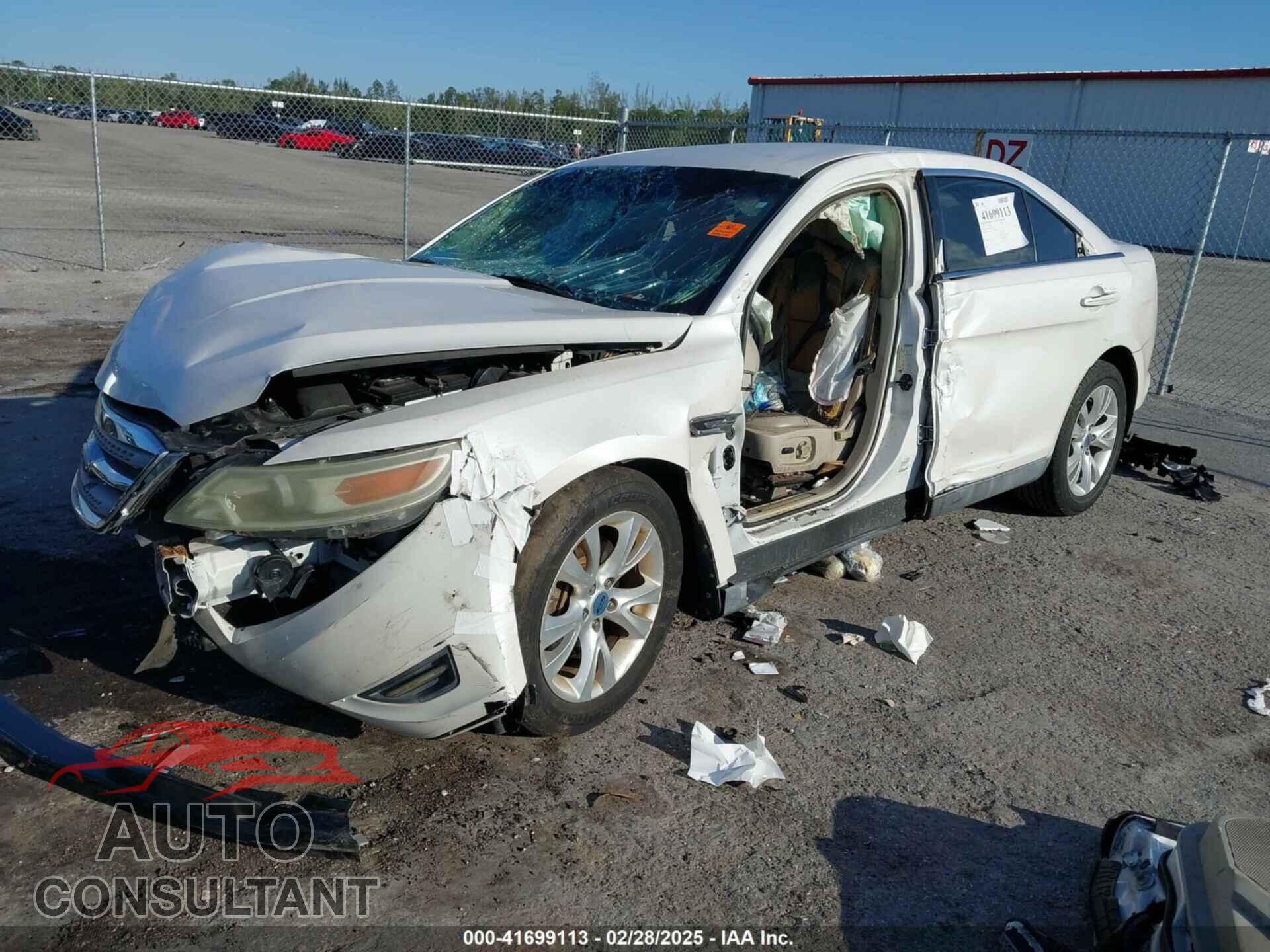 FORD TAURUS 2011 - 1FAHP2EW8BG131040