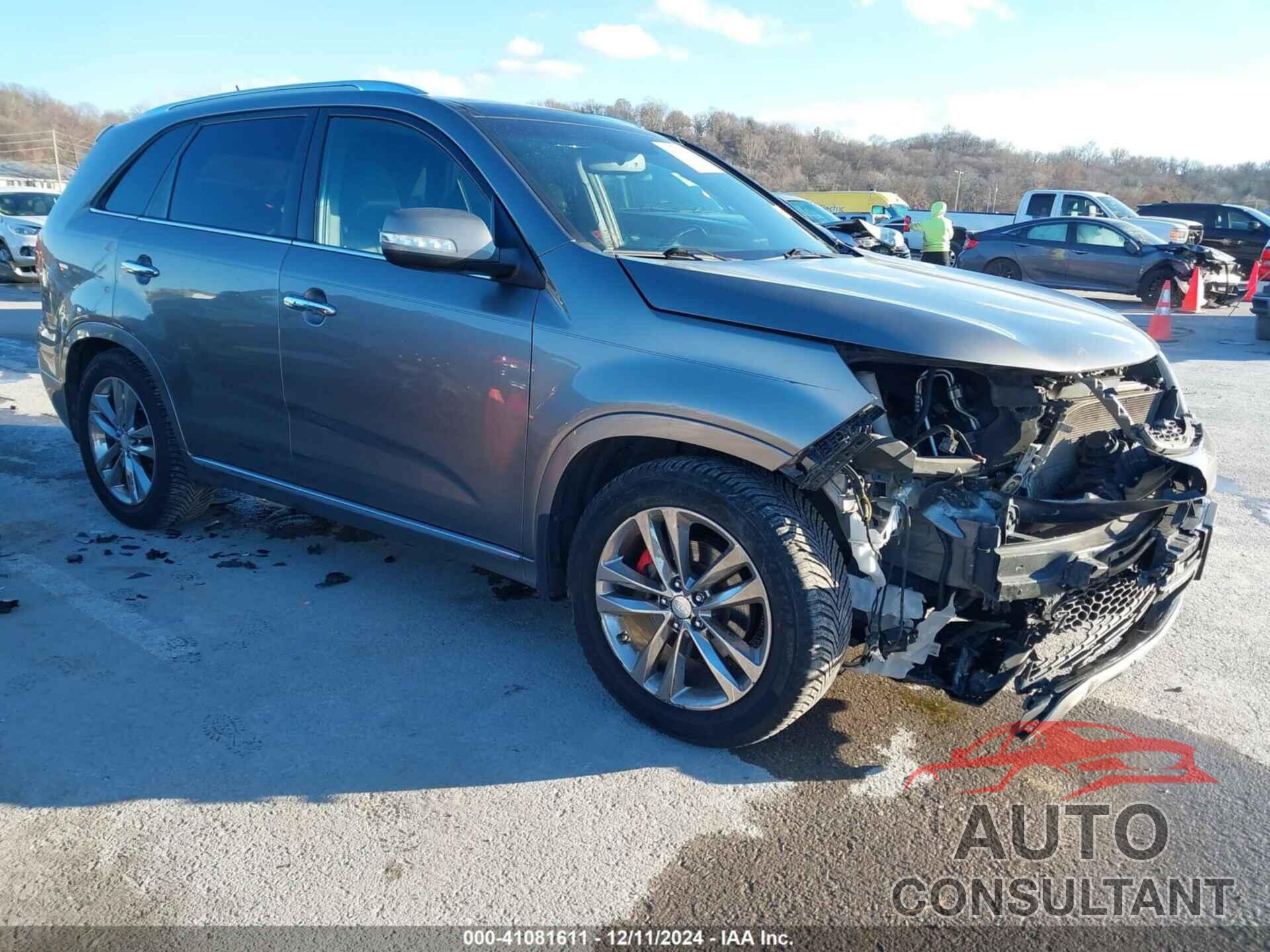 KIA SORENTO 2014 - 5XYKW4A75EG538852