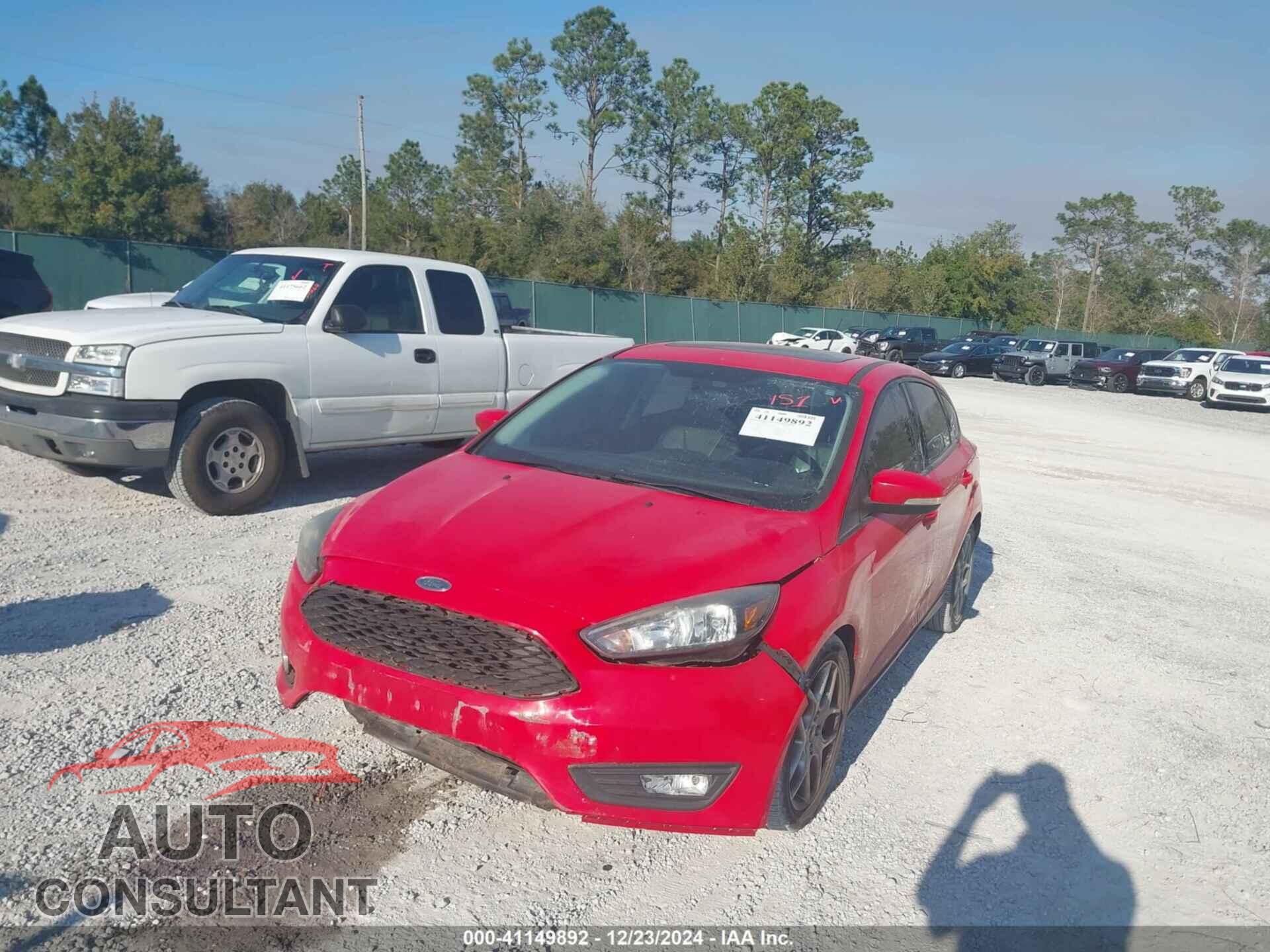 FORD FOCUS 2015 - 1FADP3K2XFL214147