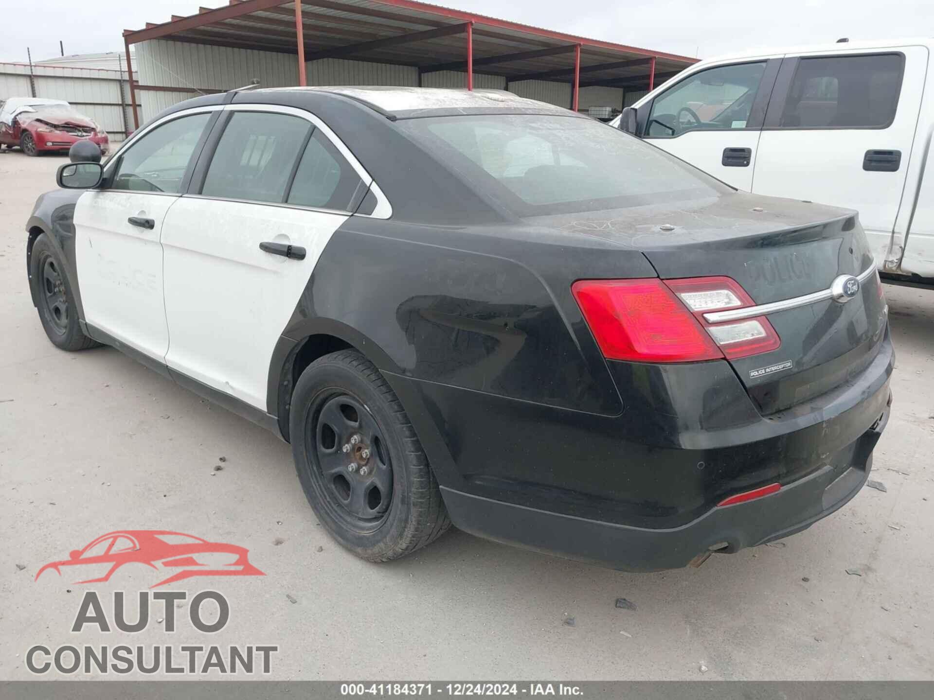 FORD TAURUS 2018 - 1FAHP2MK0JG106131