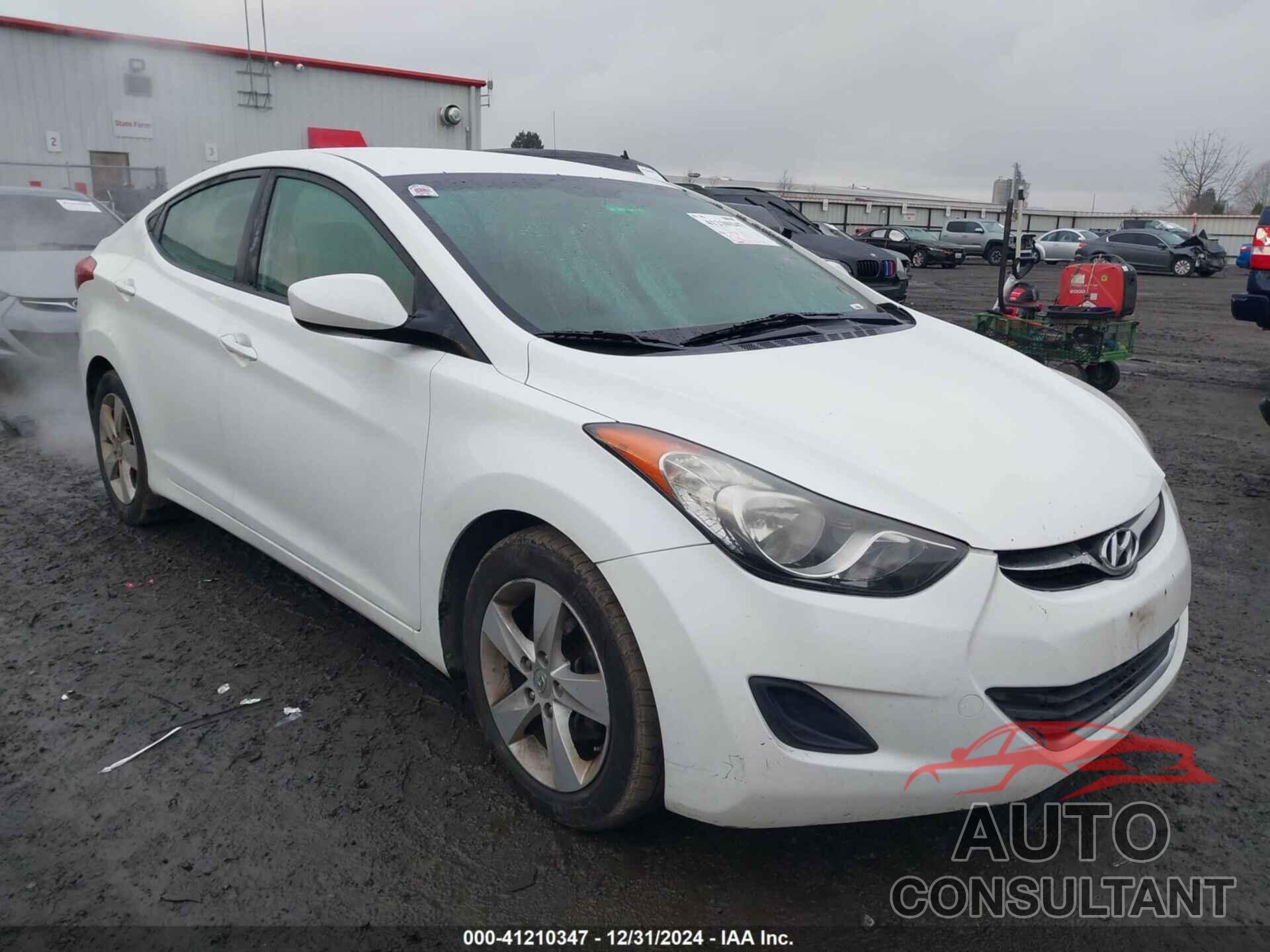 HYUNDAI ELANTRA 2013 - 5NPDH4AE0DH334274