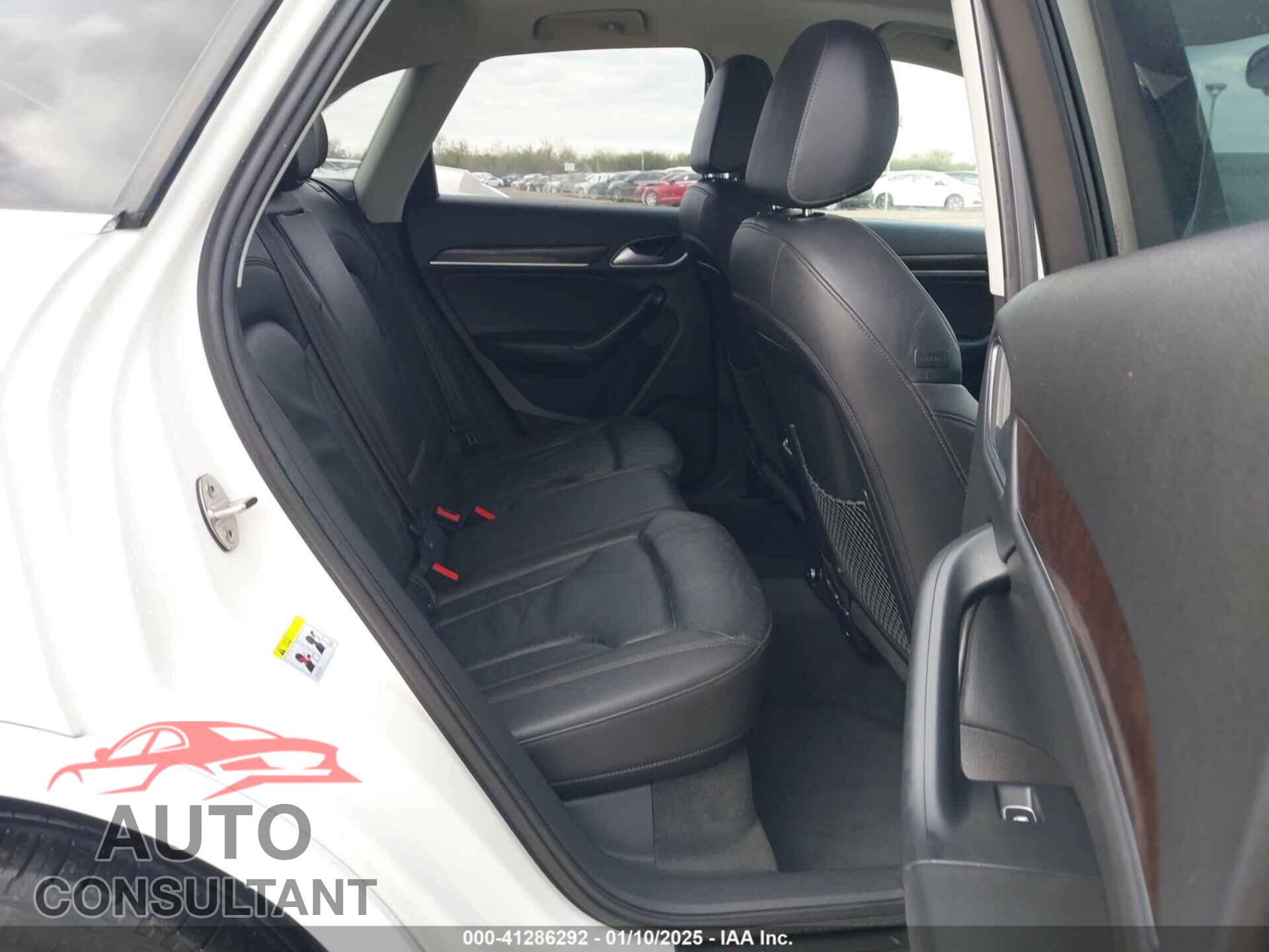 AUDI Q3 2015 - WA1EFCFS4FR007756