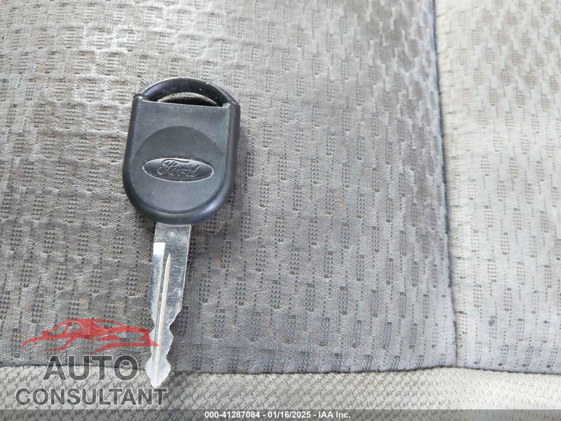 FORD F-150 2013 - 1FTFX1EF8DFD82113