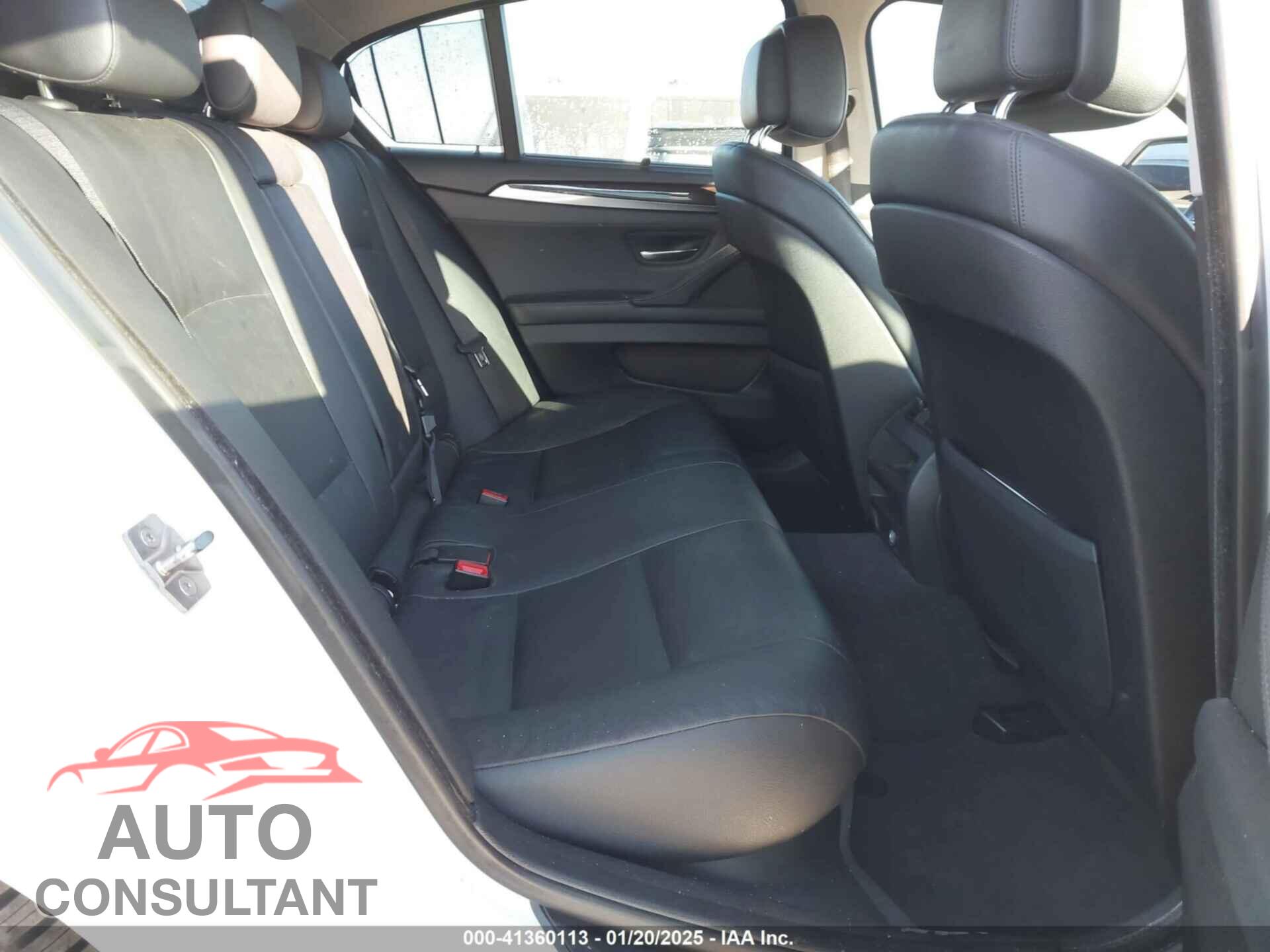 BMW 528I 2011 - WBAFR1C5XBC737511