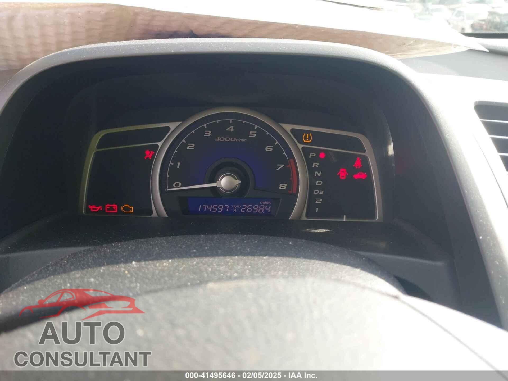HONDA CIVIC 2010 - 19XFA1F8XAE085528