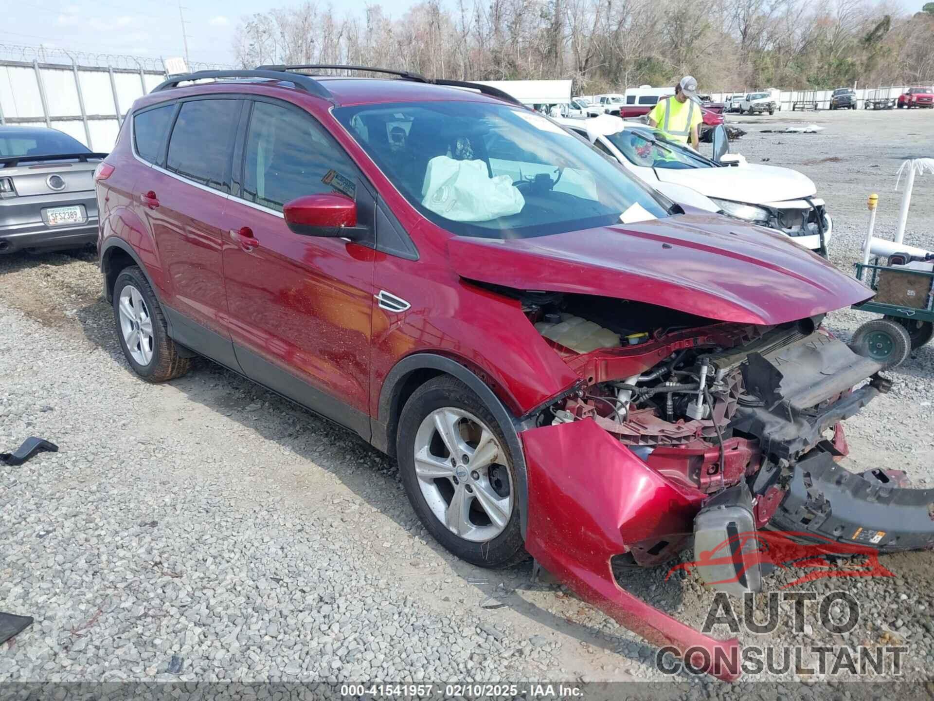 FORD ESCAPE 2013 - 1FMCU0G9XDUB68342