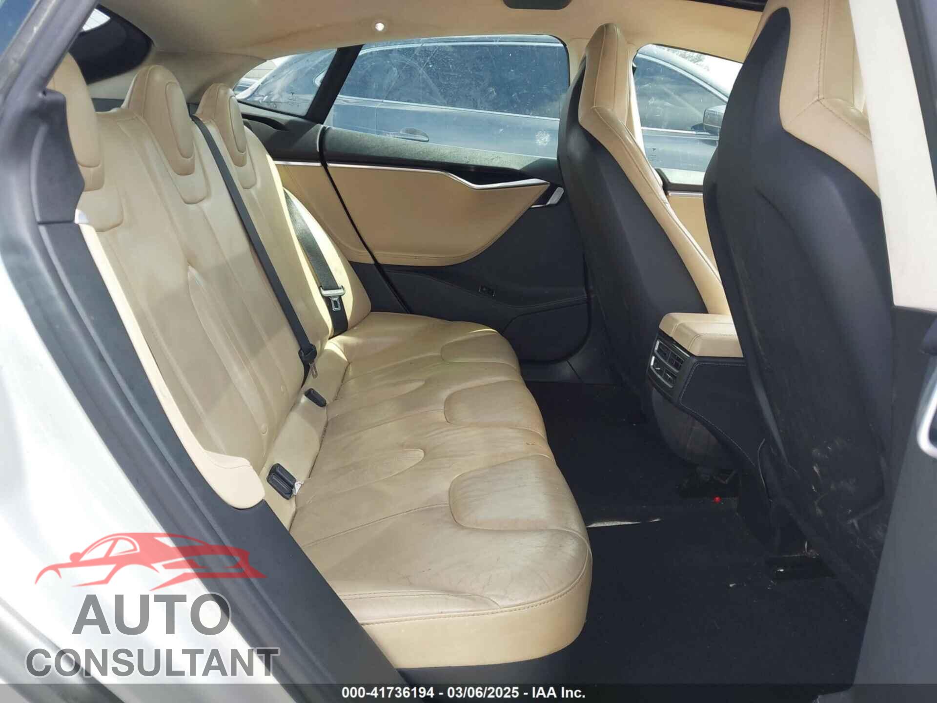 TESLA MODEL S 2013 - 5YJSA1CN9DFP27552