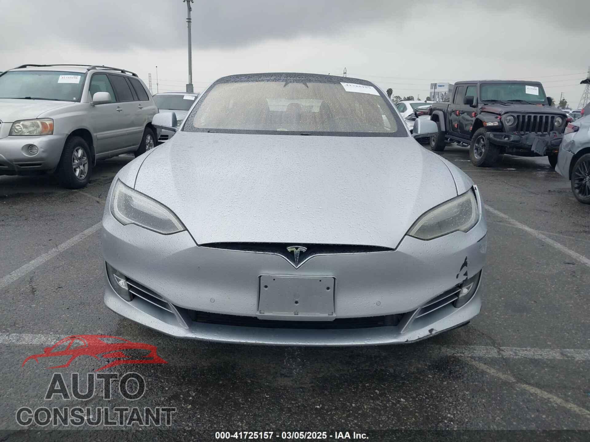 TESLA MODEL S 2017 - 5YJSA1E13HF220226