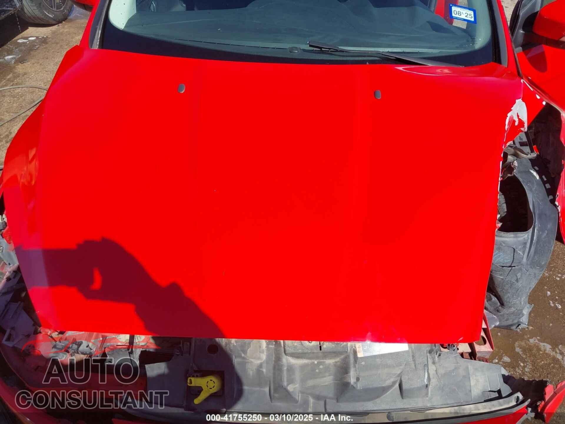 FORD FOCUS 2015 - 1FADP3F24FL283927