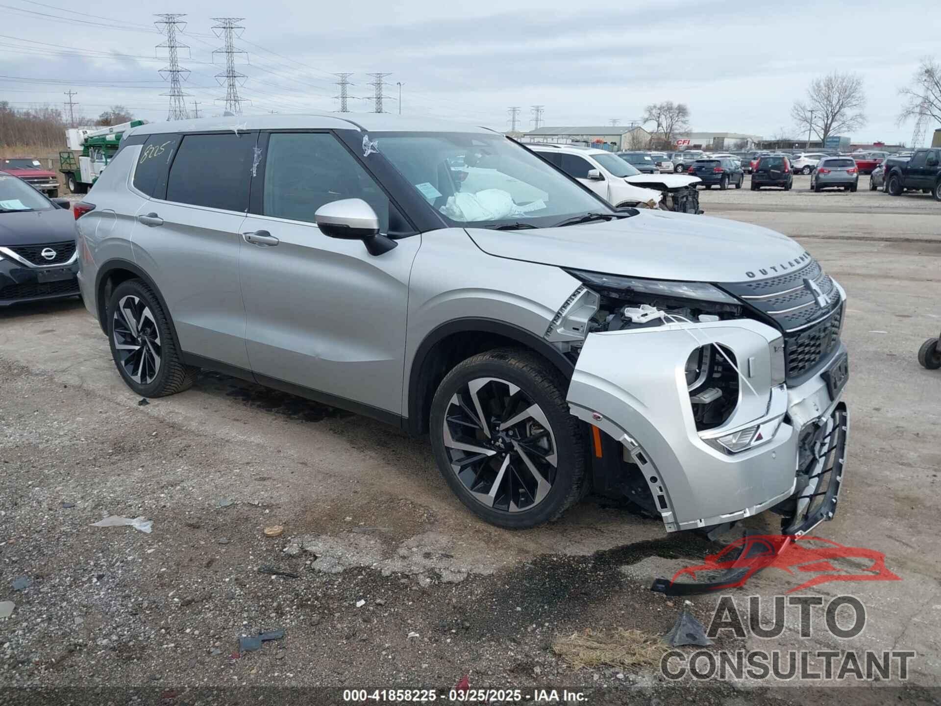 MITSUBISHI OUTLANDER 2023 - JA4J4UA84PZ056012
