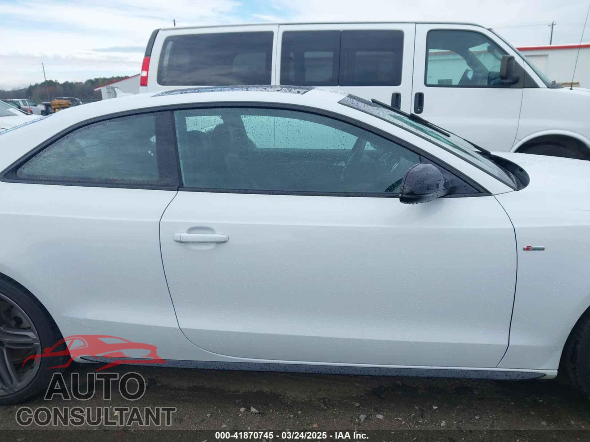AUDI A5 2014 - WAUSFAFR3EA032247