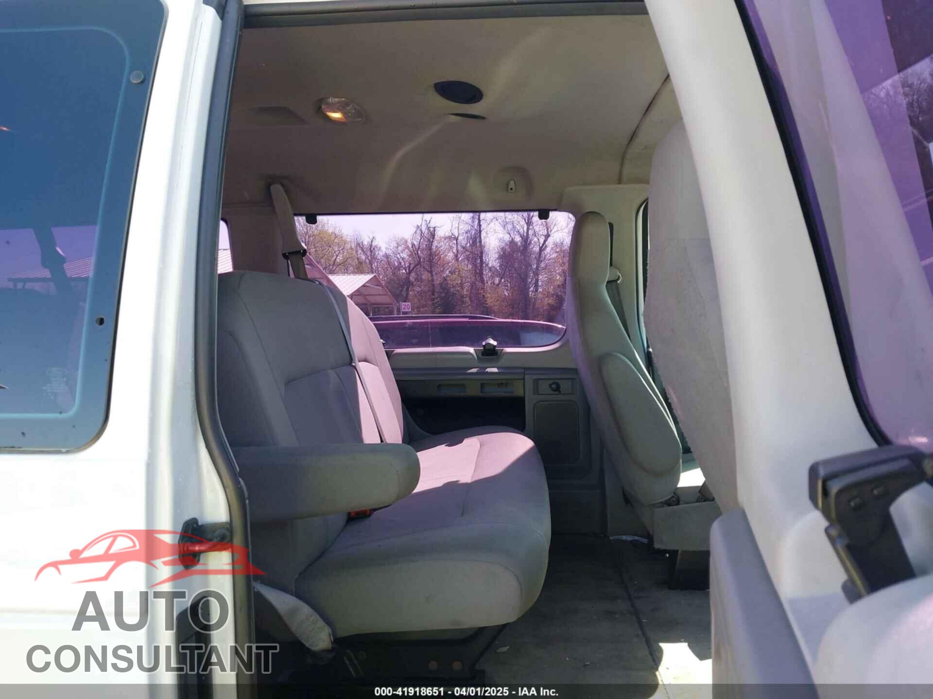 FORD E-350 SUPER DUTY 2013 - 1FBSS3BL5DDA58538