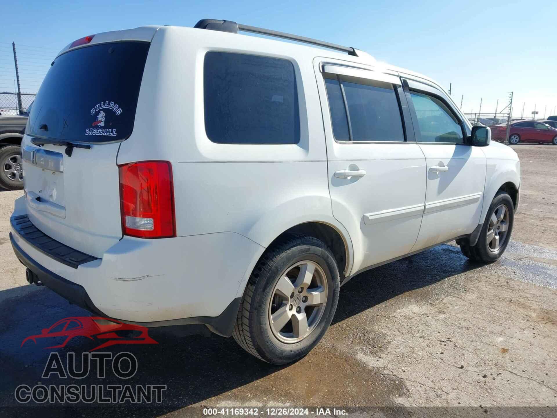 HONDA PILOT 2011 - 5FNYF3H40BB006217
