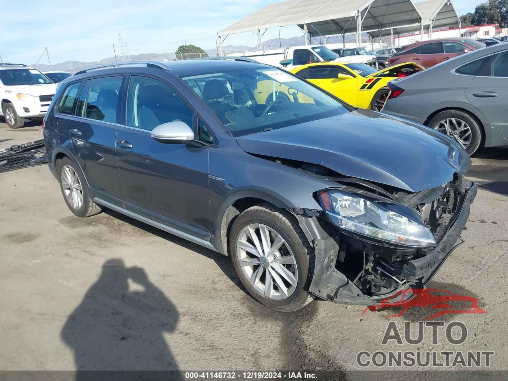 VOLKSWAGEN GOLF ALLTRACK 2018 - 3VWH17AU4JM757716