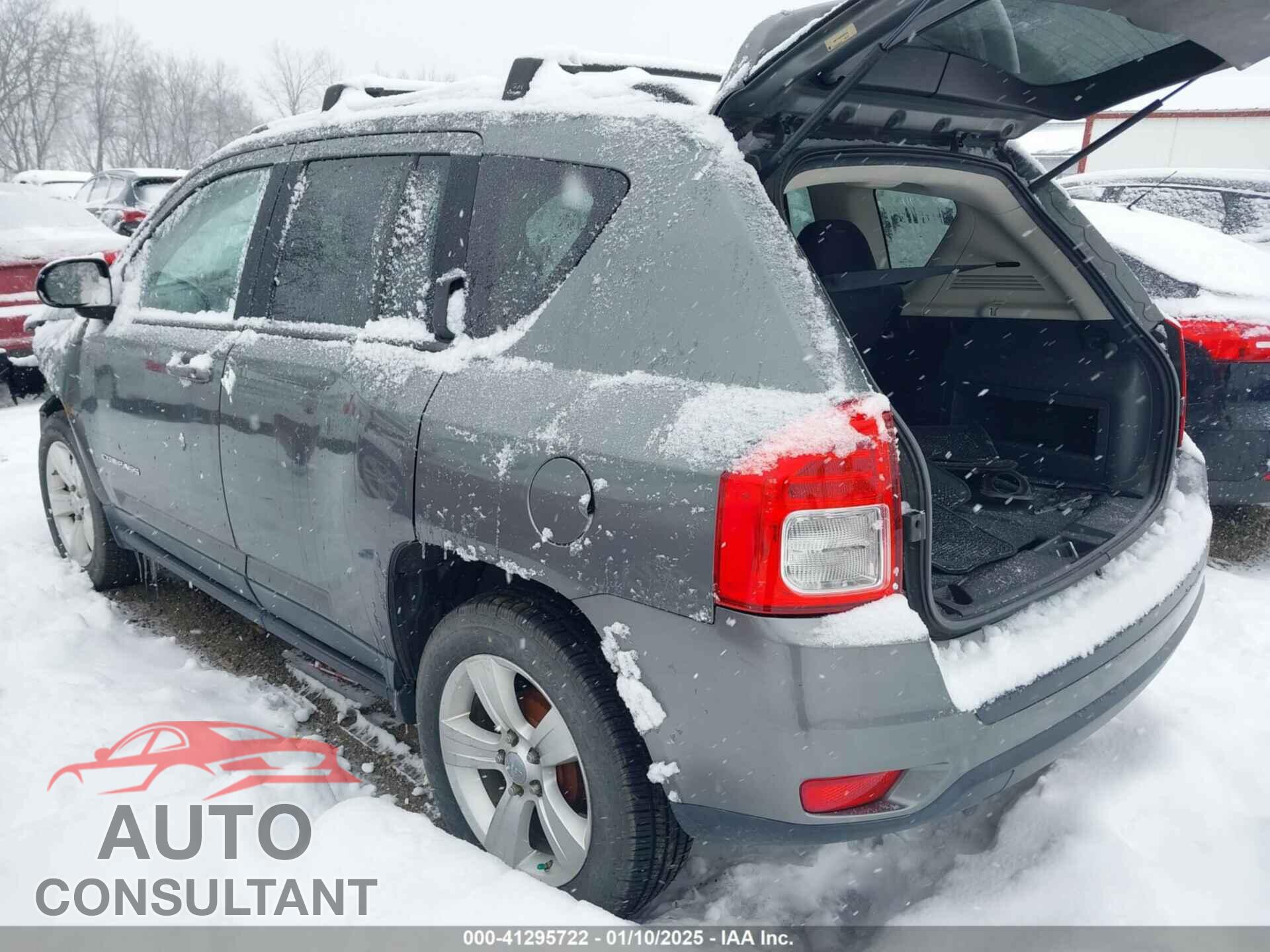 JEEP COMPASS 2011 - 1J4NT1FA5BD261018