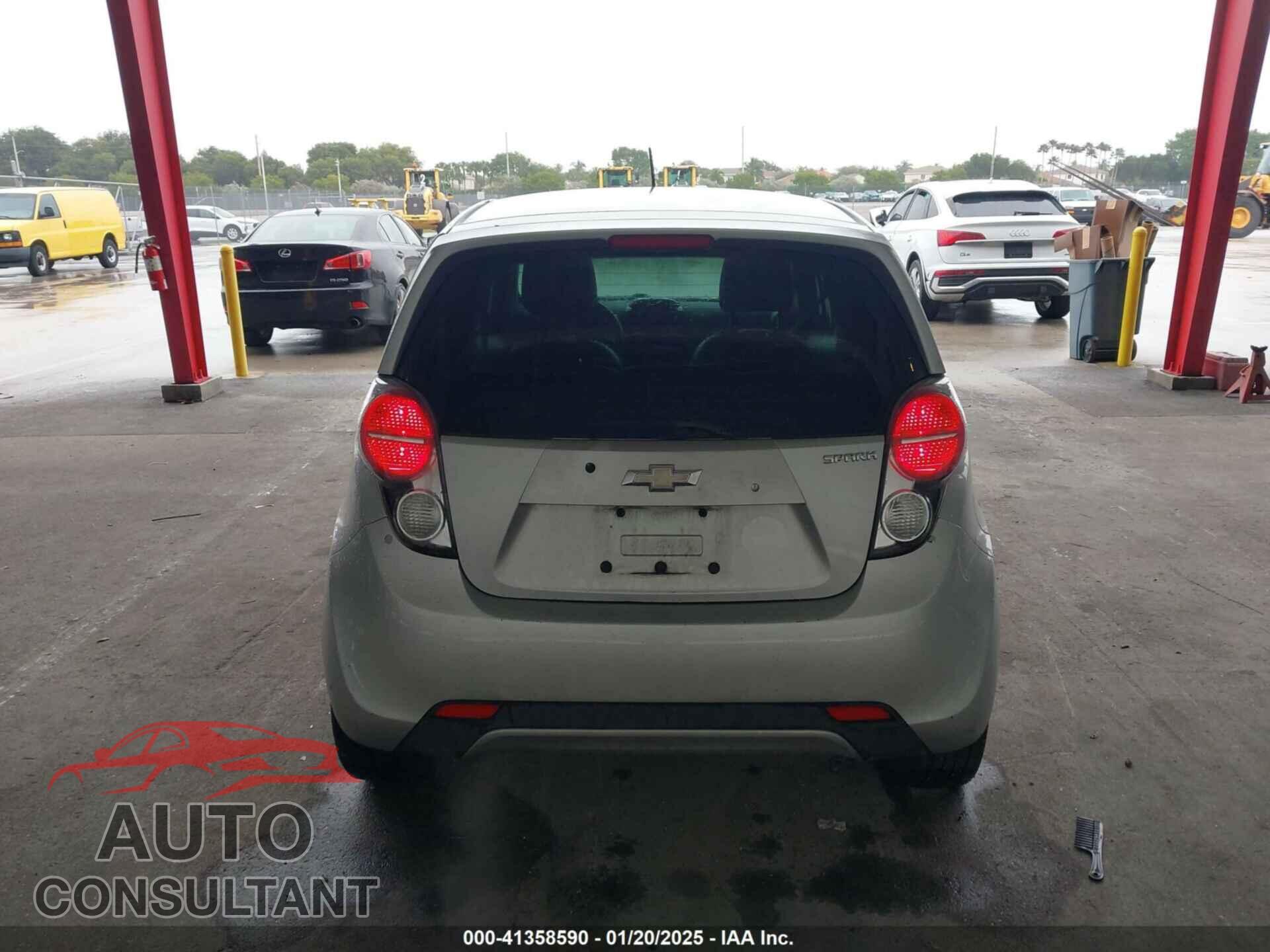 CHEVROLET SPARK 2015 - KL8CD6S92FC809824