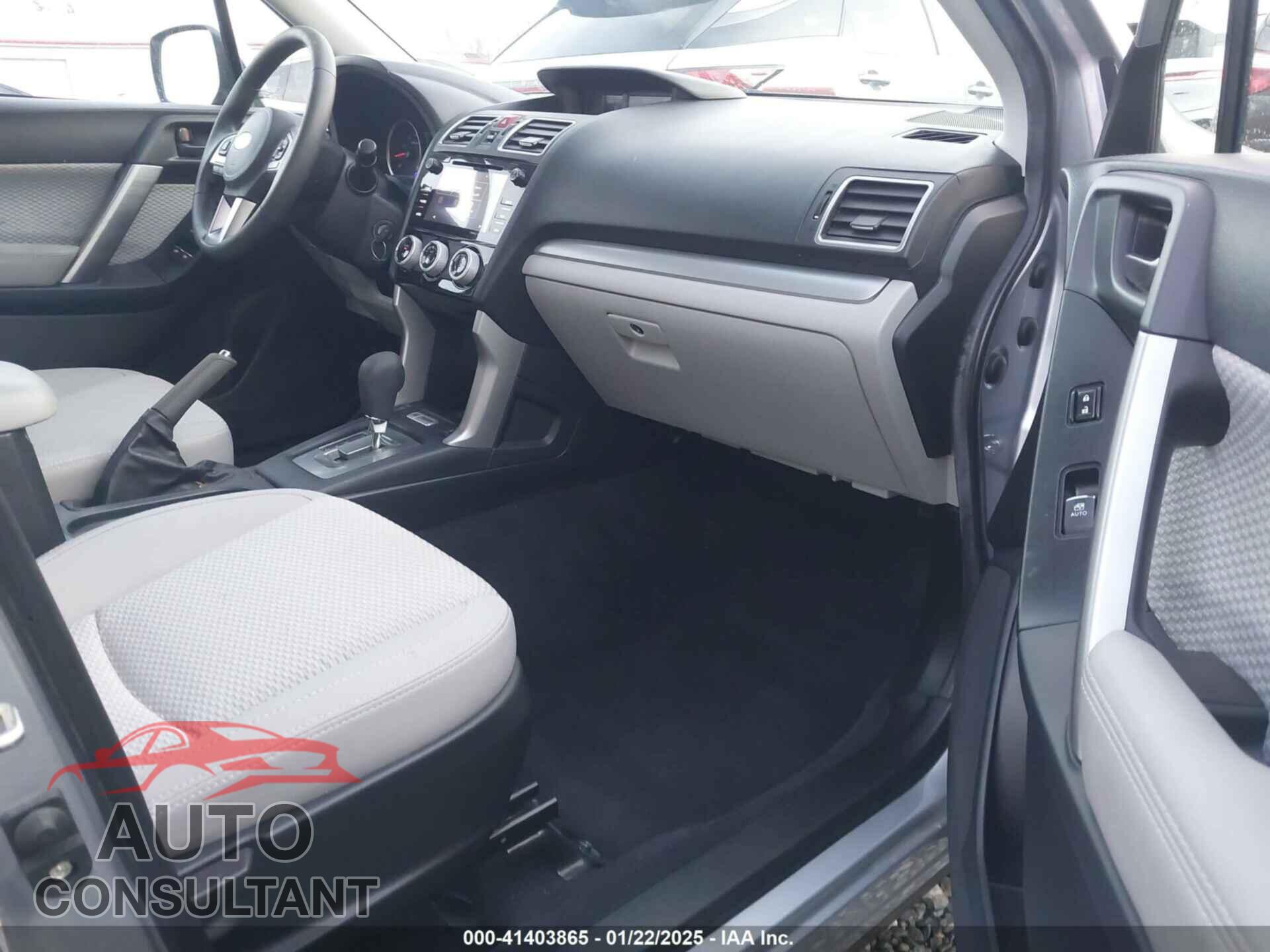 SUBARU FORESTER 2017 - JF2SJAEC9HH512370