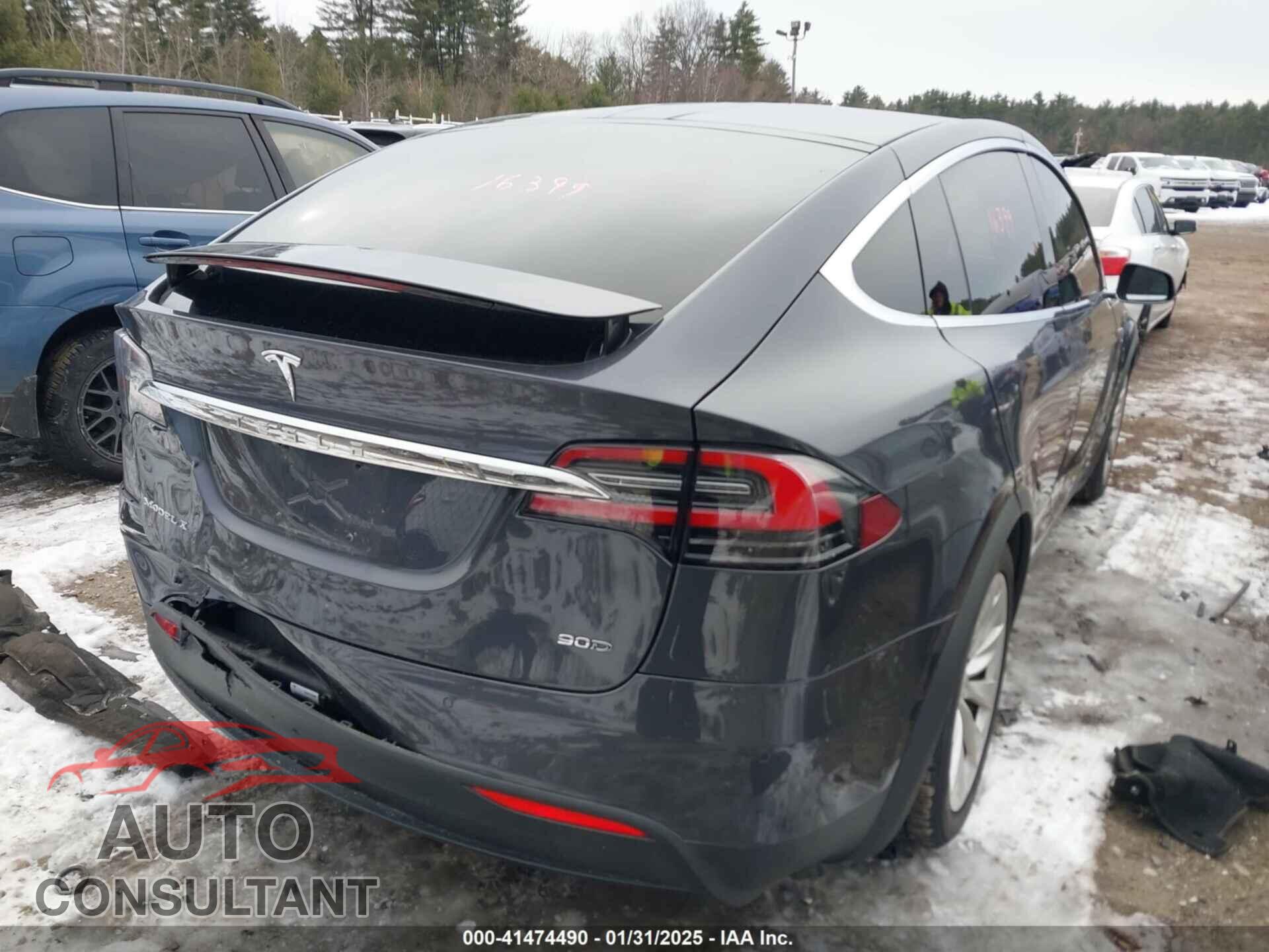 TESLA MODEL X 2016 - 5YJXCAE2XGF014165
