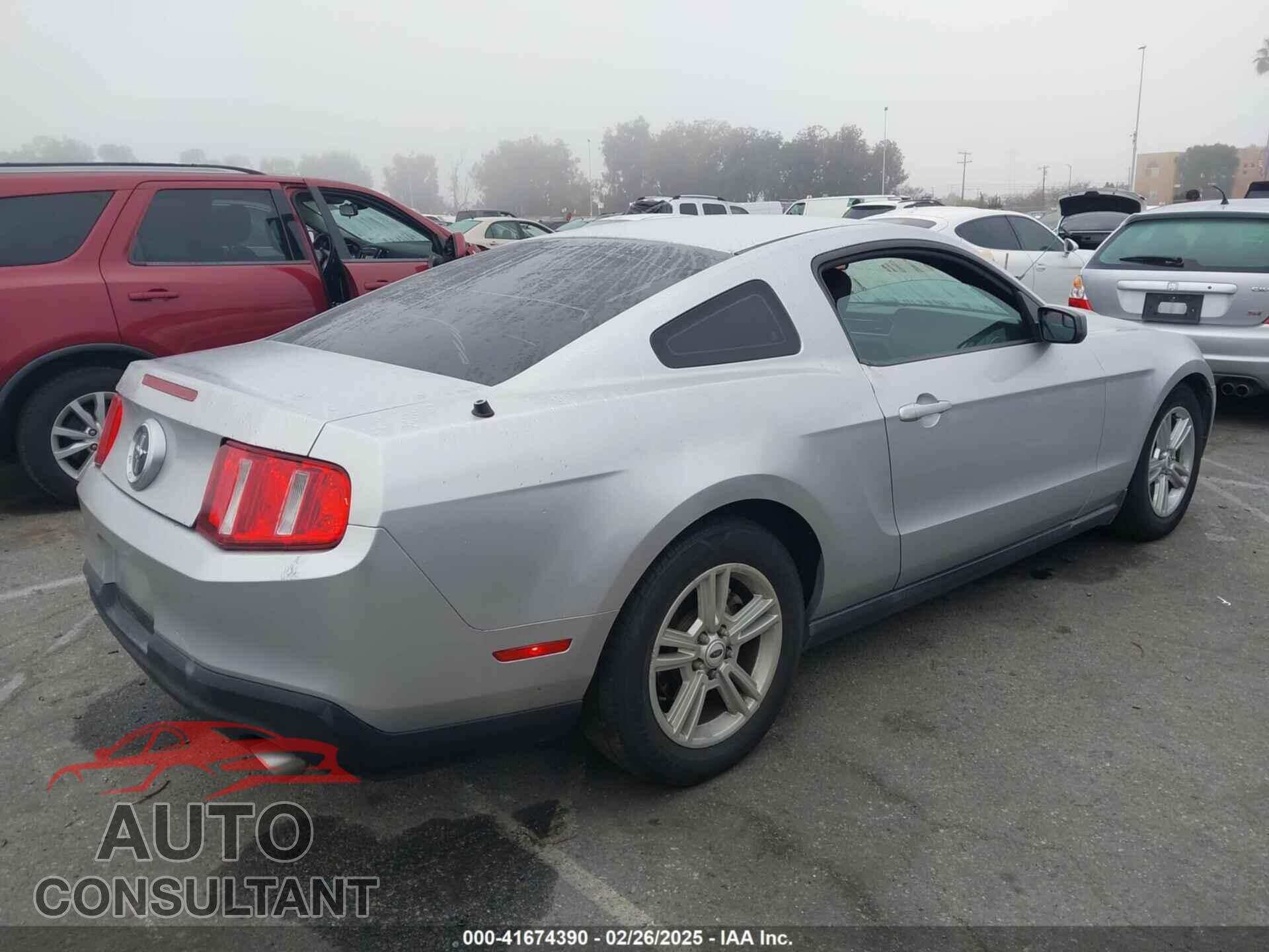 FORD MUSTANG 2012 - 1ZVBP8AM6C5207372