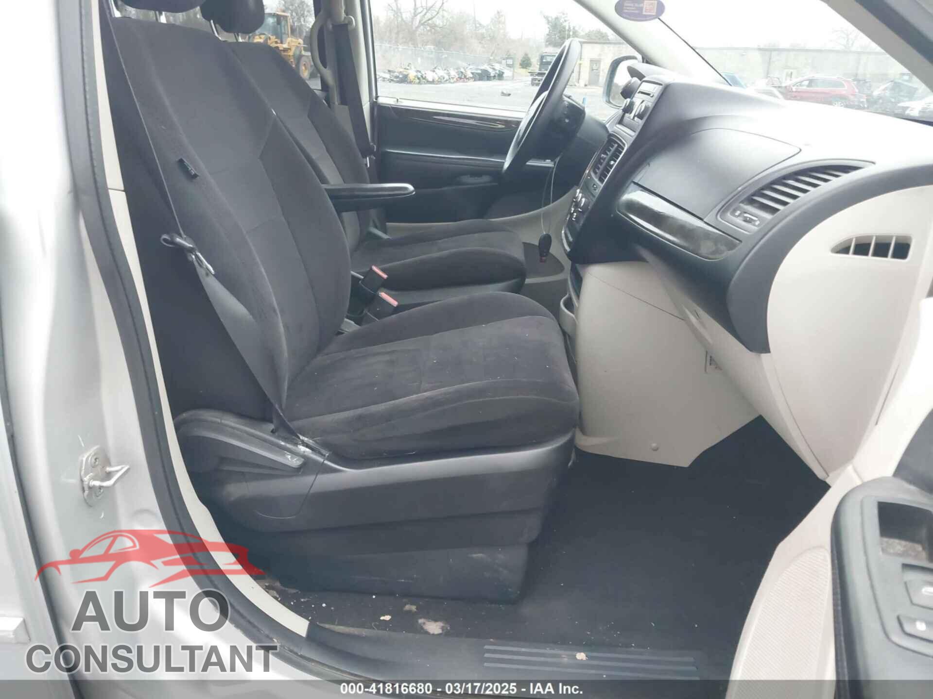 DODGE GRAND CARAVAN 2011 - 2D4RN4DG6BR779035