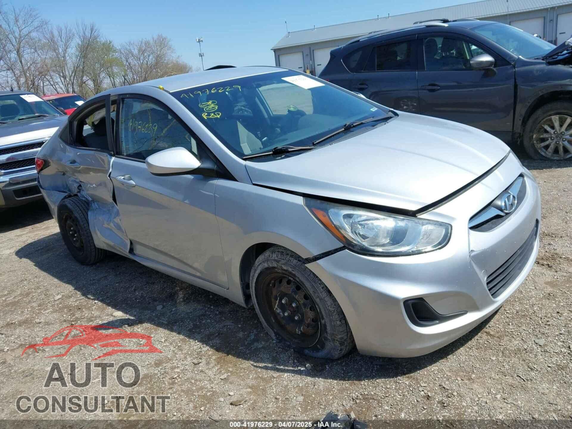HYUNDAI ACCENT 2012 - KMHCT4AE7CU217625