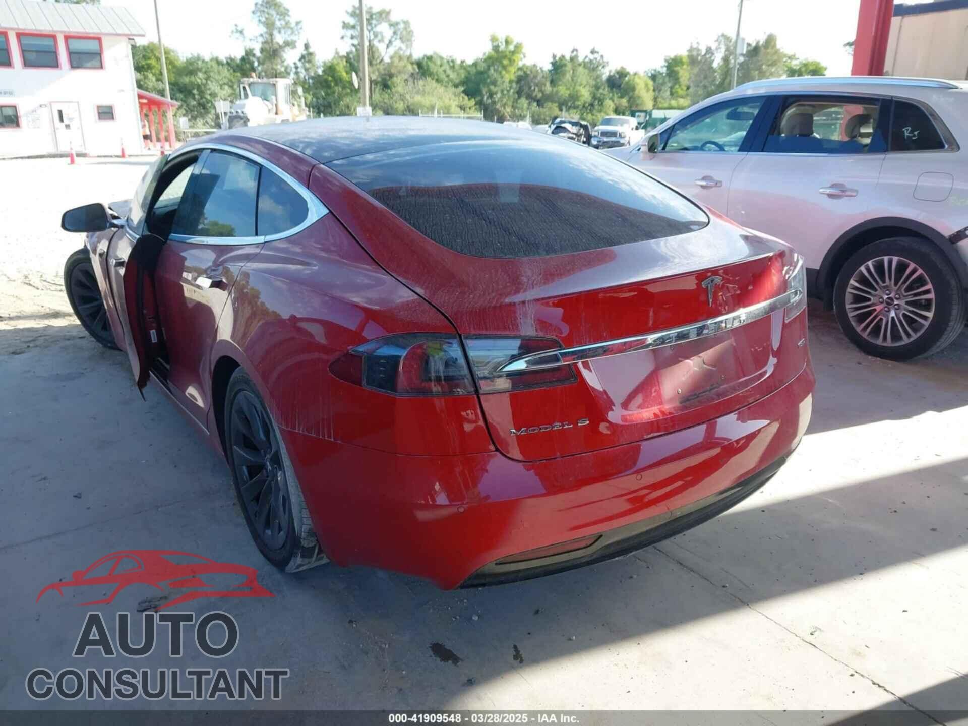 TESLA MODEL S 2018 - 5YJSA1E25JF257261
