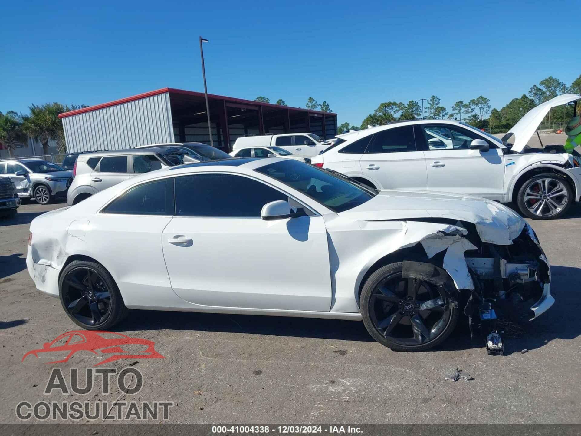 AUDI A5 2012 - WAULFAFR5CA045471