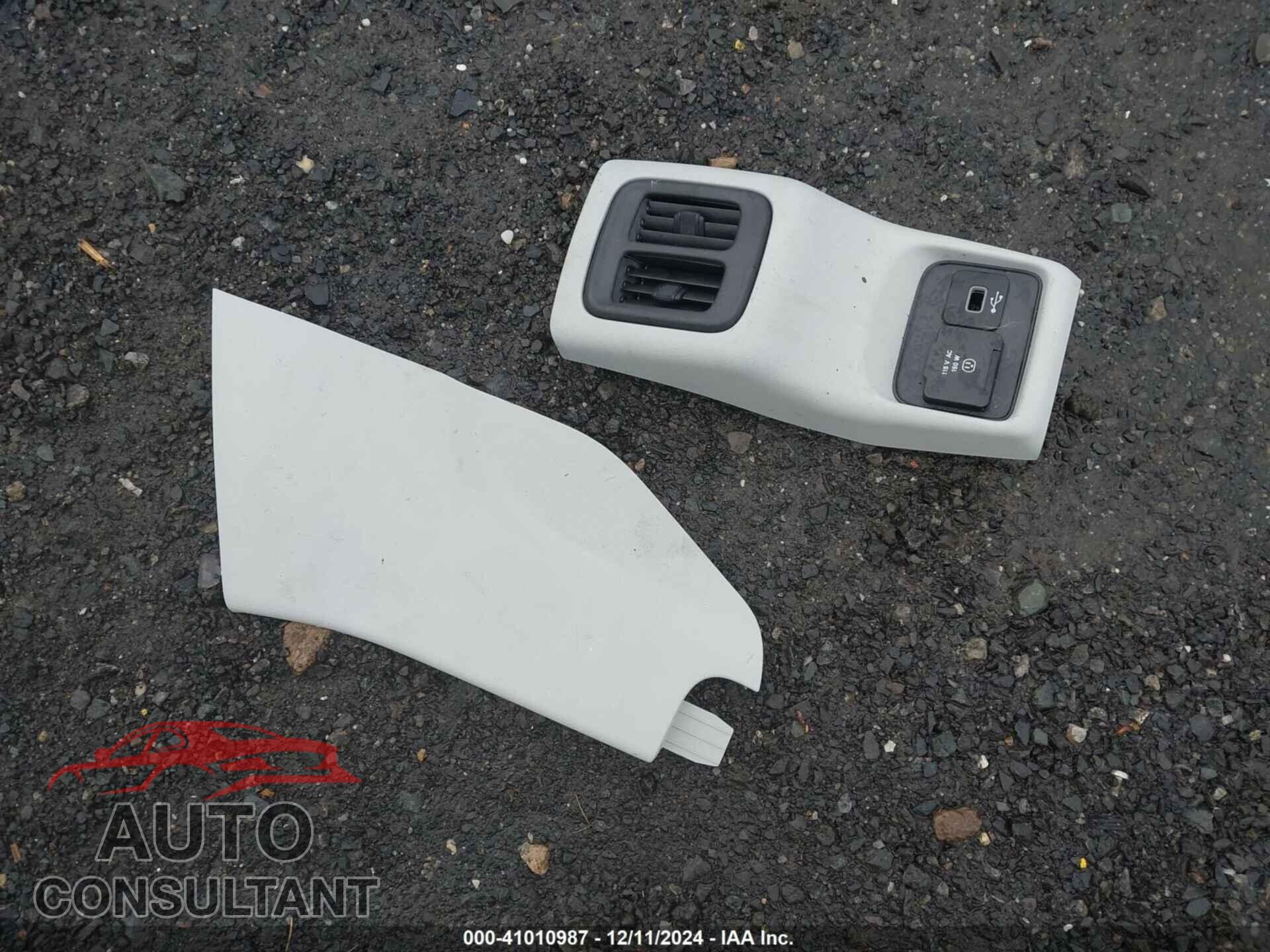 JEEP COMPASS 2020 - 3C4NJDCB6LT142612
