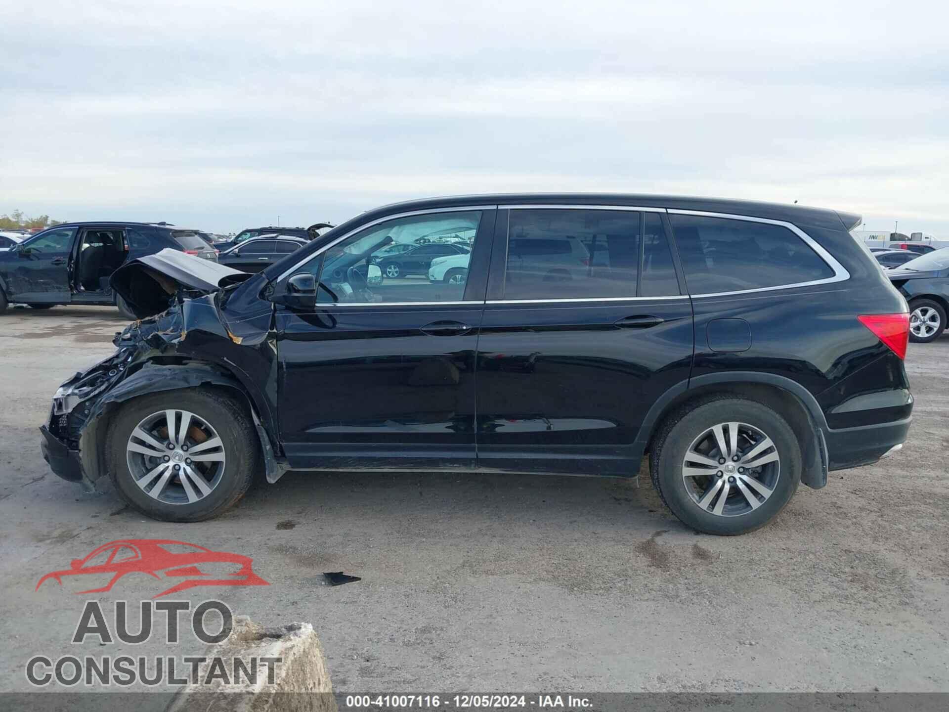 HONDA PILOT 2017 - 5FNYF5H69HB018050