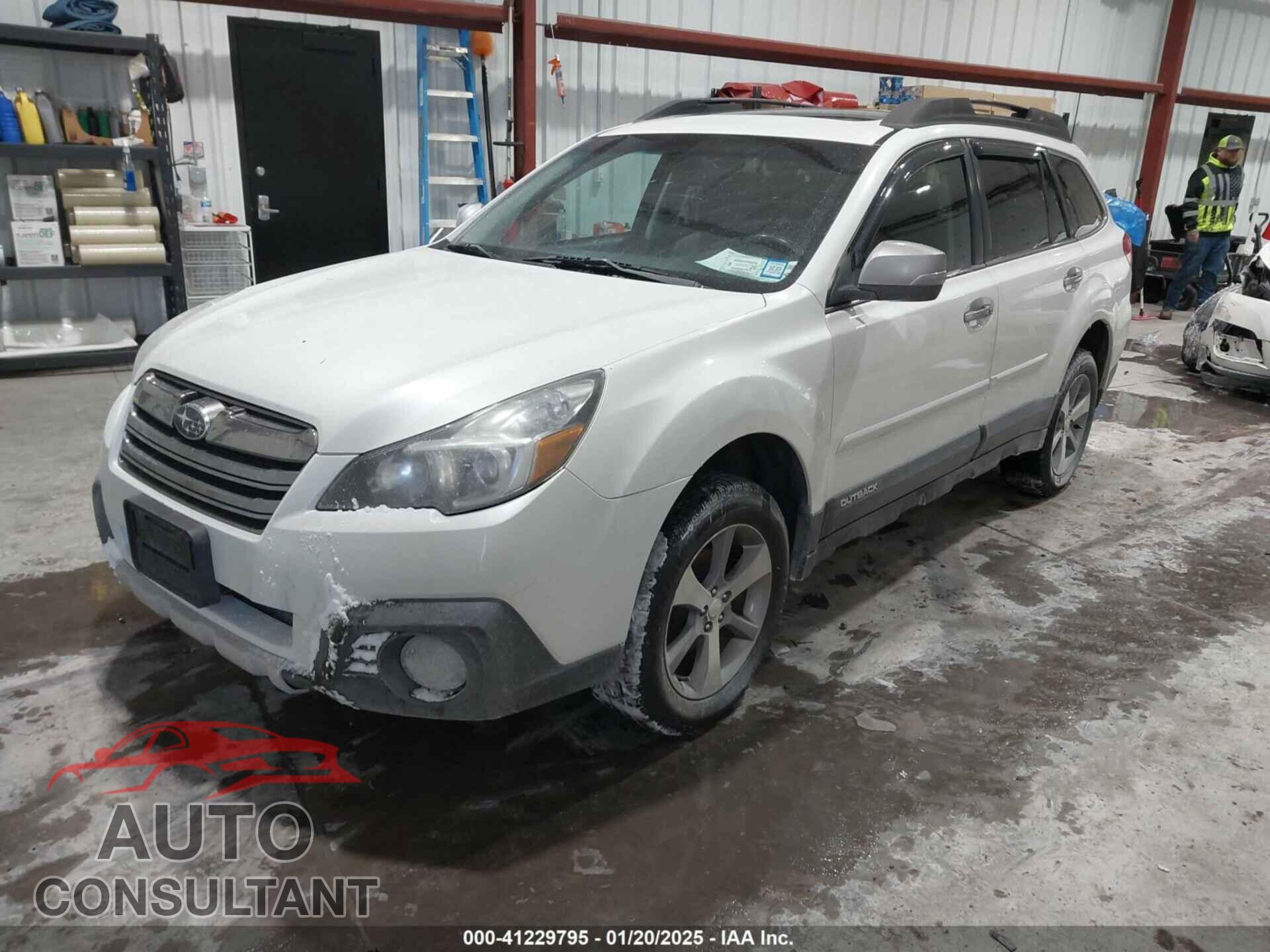 SUBARU OUTBACK 2013 - 4S4BRBSC5D3302742
