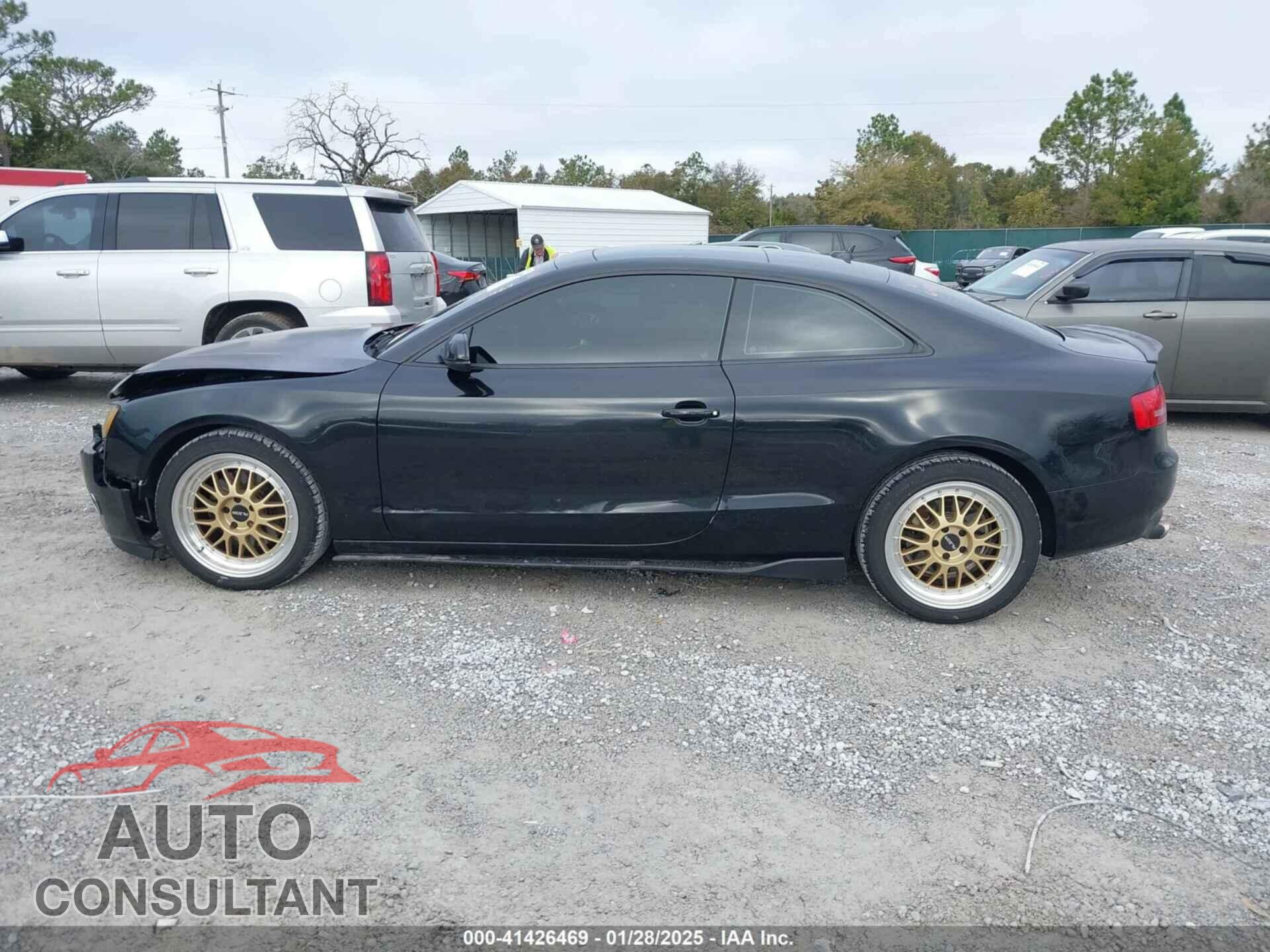 AUDI A5 2010 - WAULFAFR1AA037011