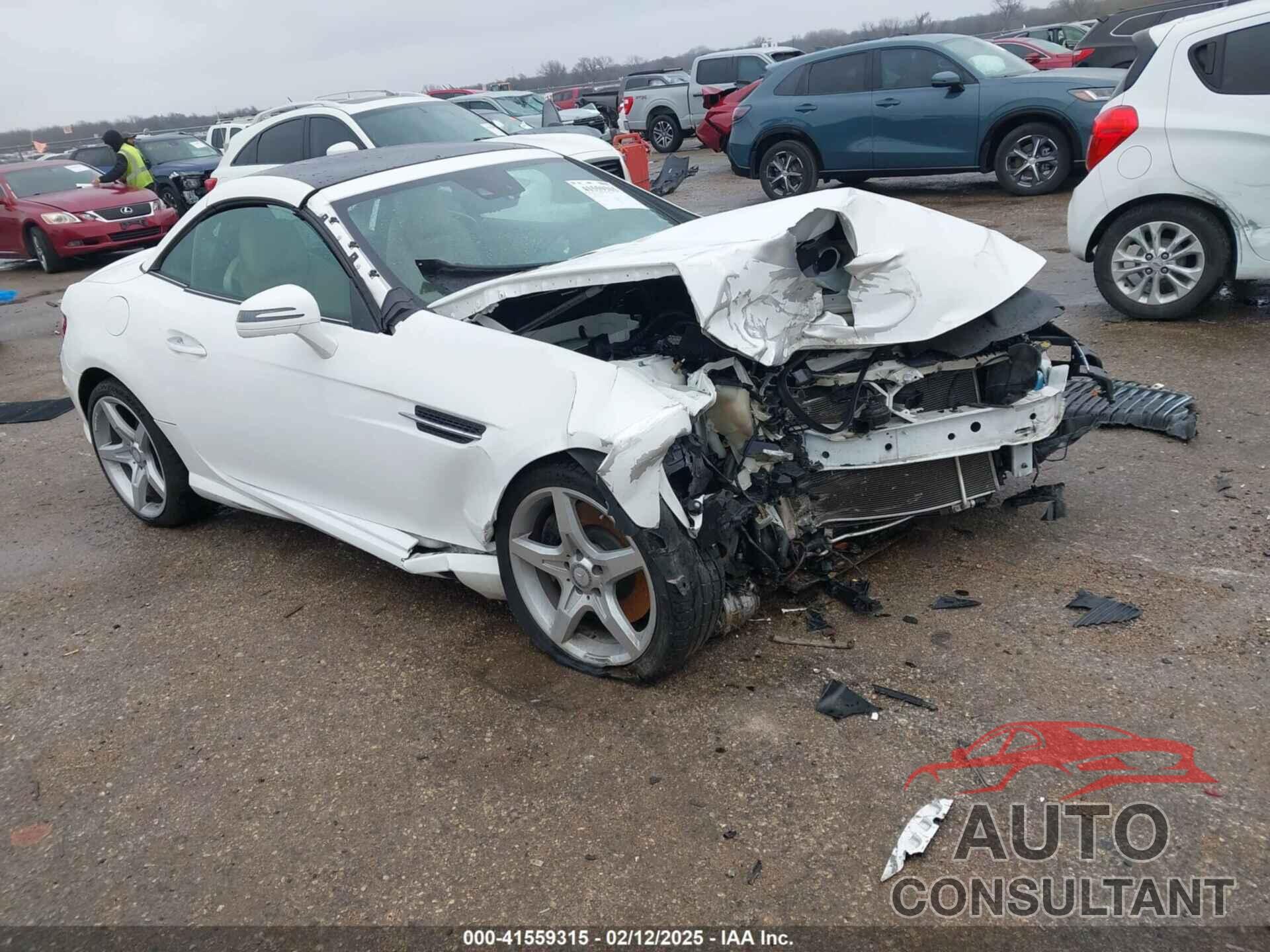 MERCEDES-BENZ SLK 300 2016 - WDDPK3JA4GF123735