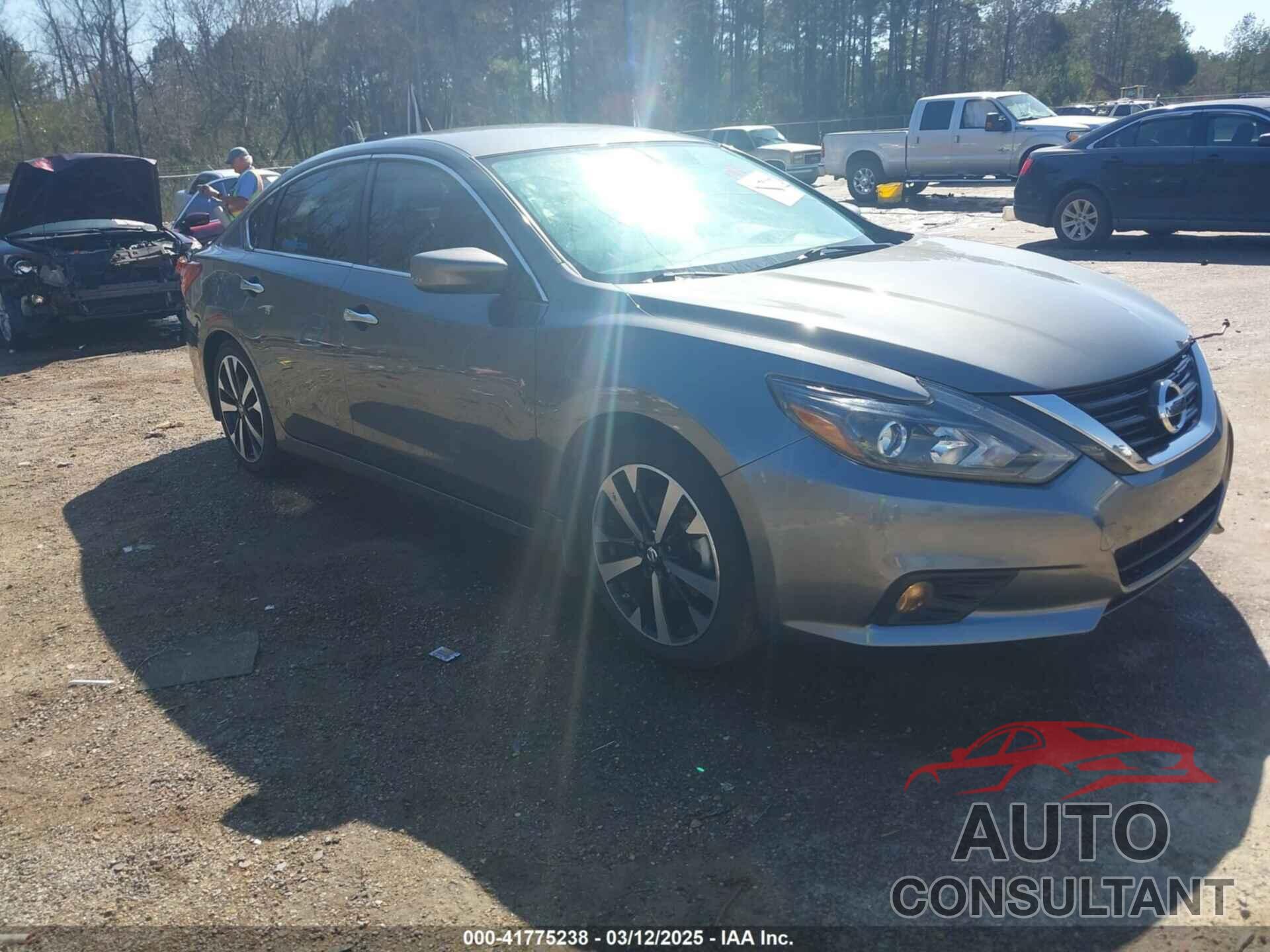 NISSAN ALTIMA 2018 - 1N4AL3APXJC220020