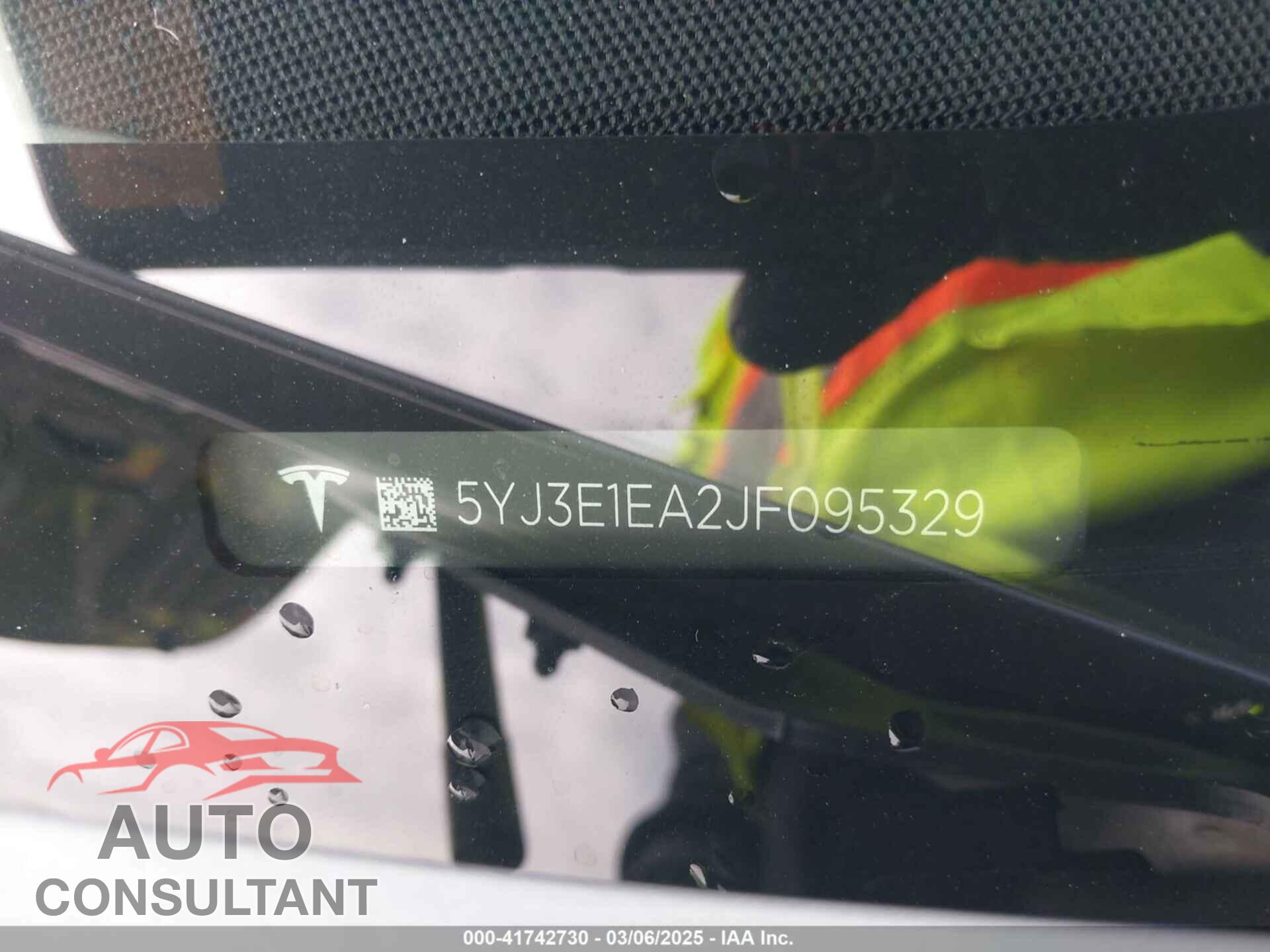 TESLA MODEL 3 2018 - 5YJ3E1EA2JF095329