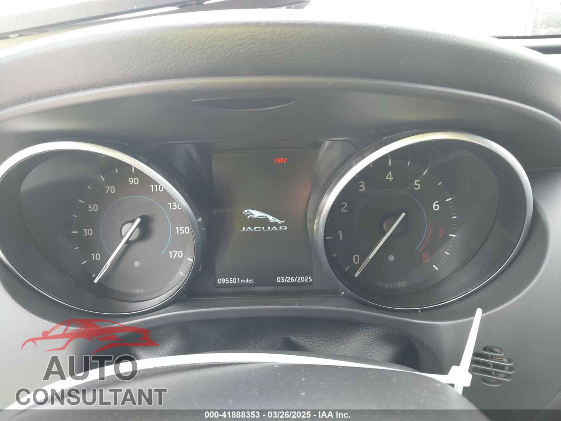 JAGUAR F-PACE 2018 - SADCM2FVXJA244092