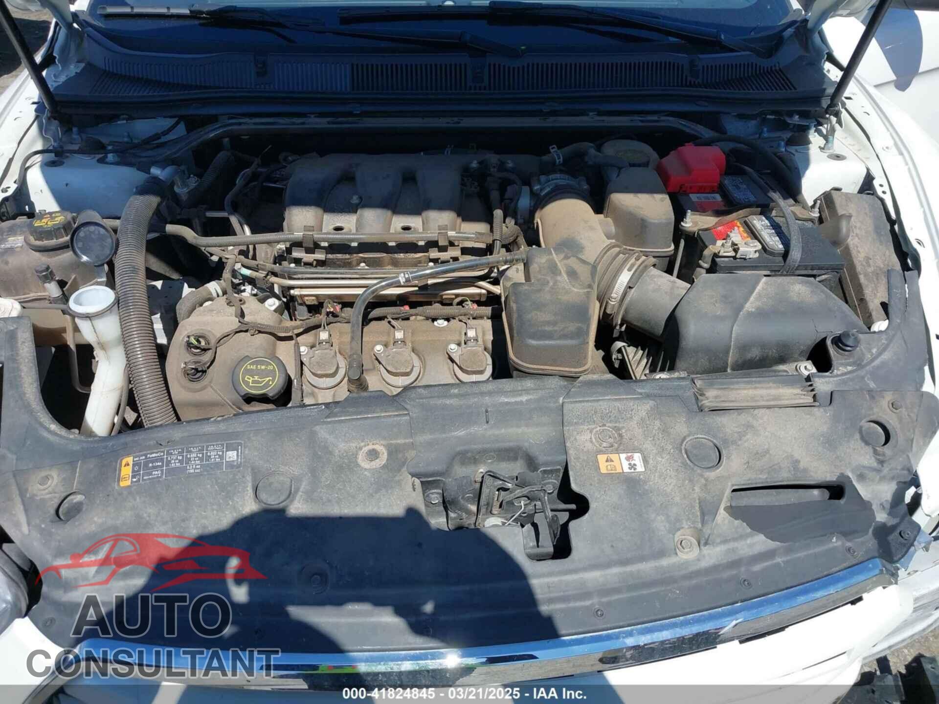 FORD TAURUS 2018 - 1FAHP2F85JG118664