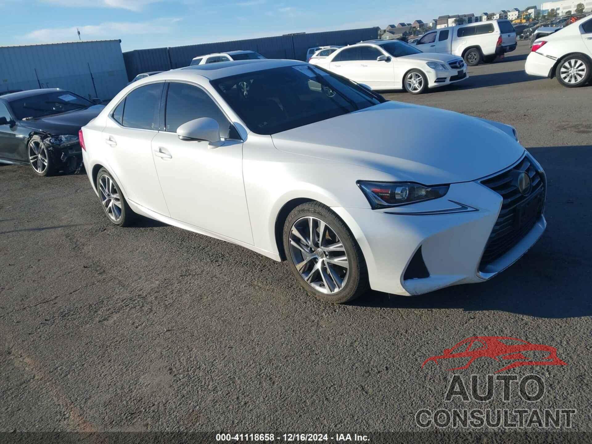 LEXUS IS 2018 - JTHBA1D21J5074277