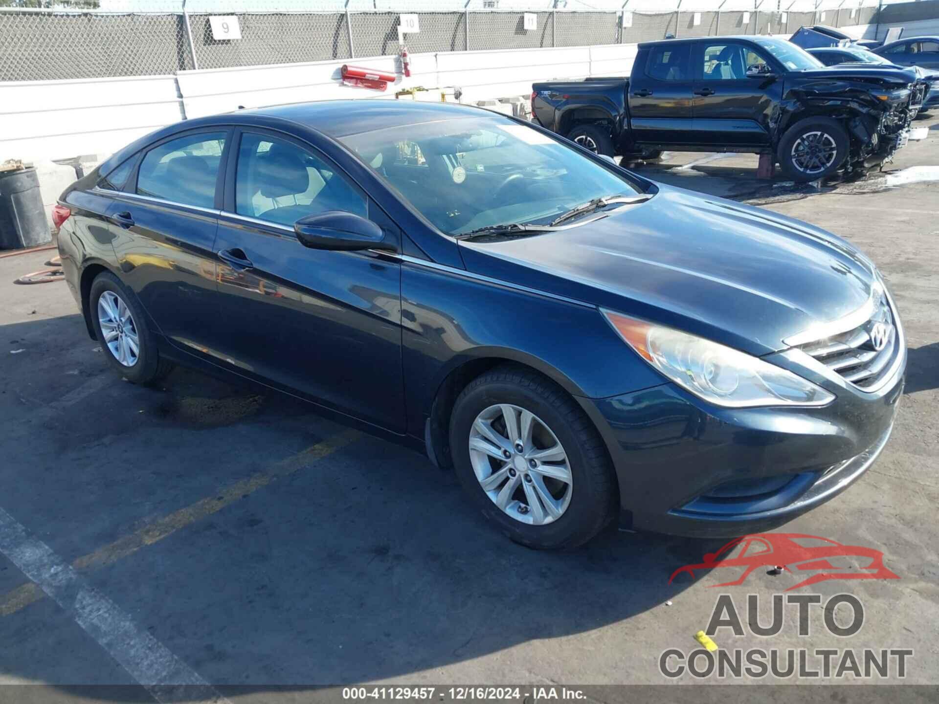 HYUNDAI SONATA 2011 - 5NPEB4AC2BH107041