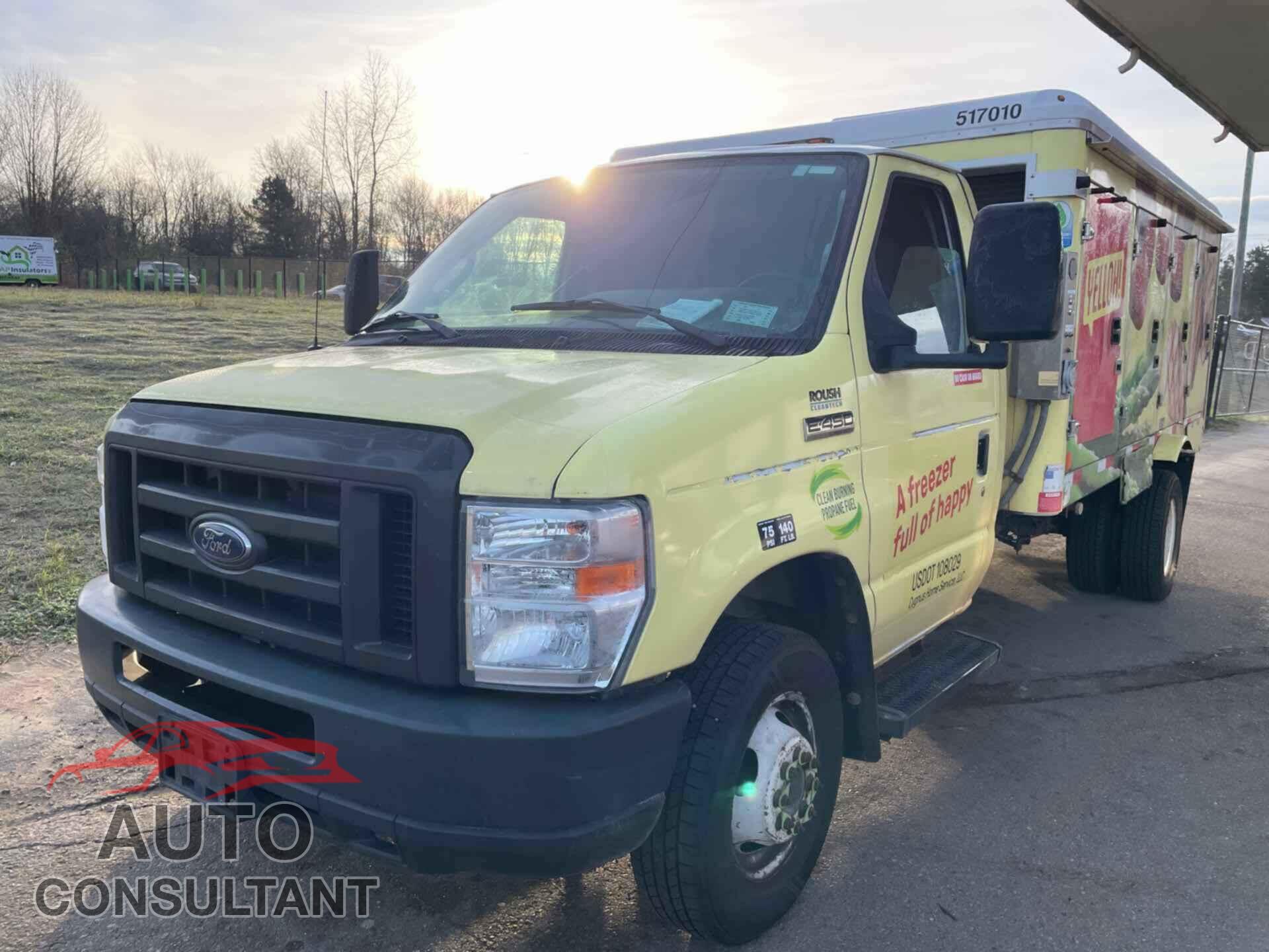 FORD ECONOLINE 2018 - 1FDXE4FS2JDC33299