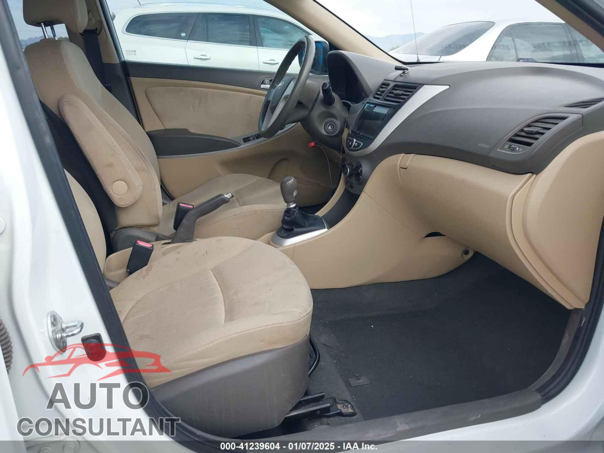 HYUNDAI ACCENT 2013 - KMHCT4AE6DU323954