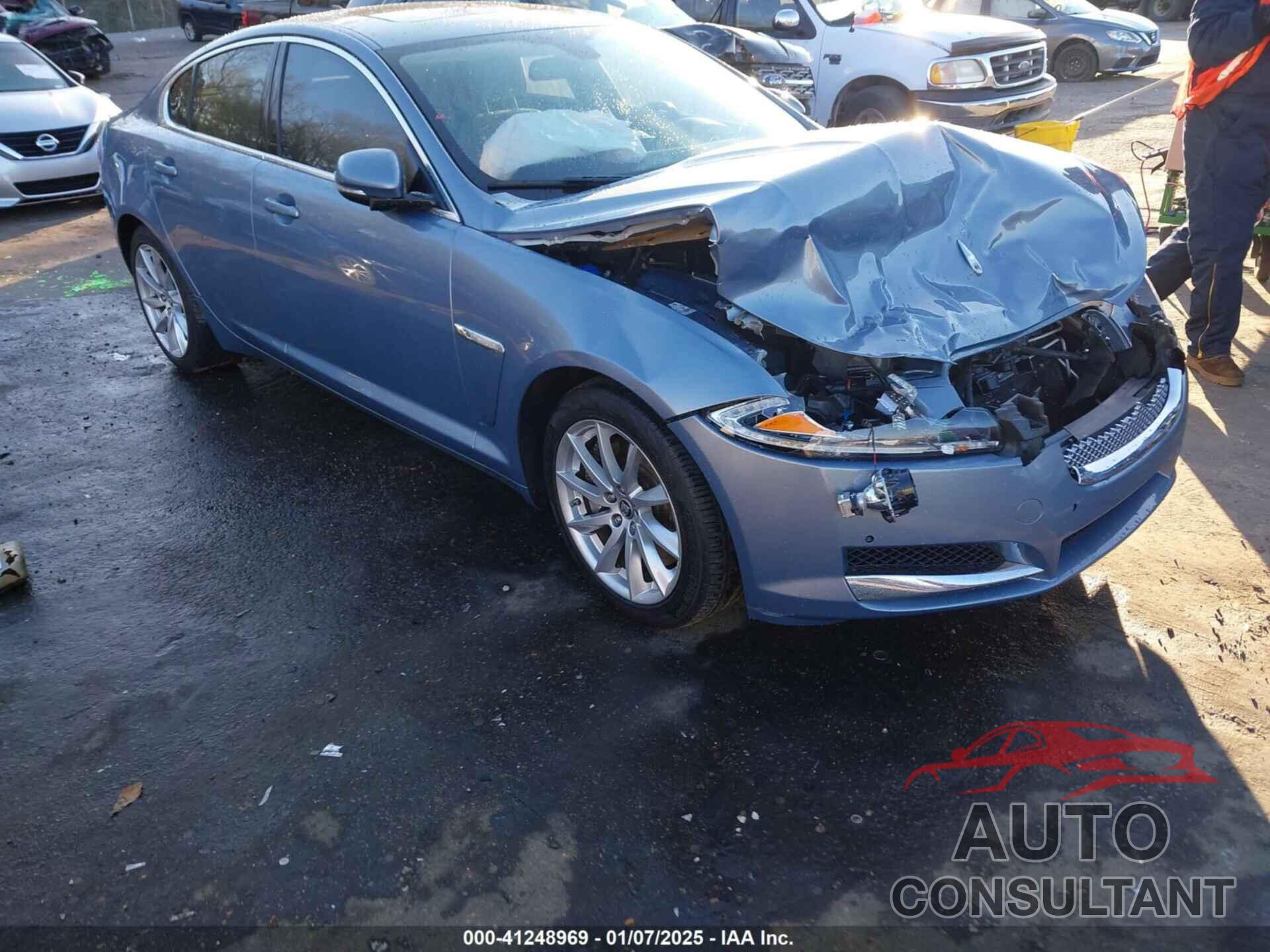 JAGUAR XF 2013 - SAJWA0ES4DPS95992