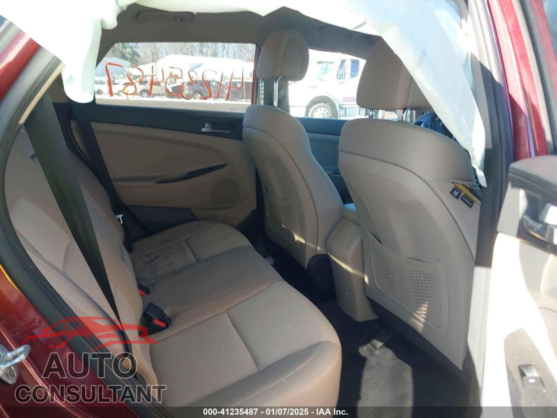 HYUNDAI TUCSON 2017 - KM8J3CA47HU454003