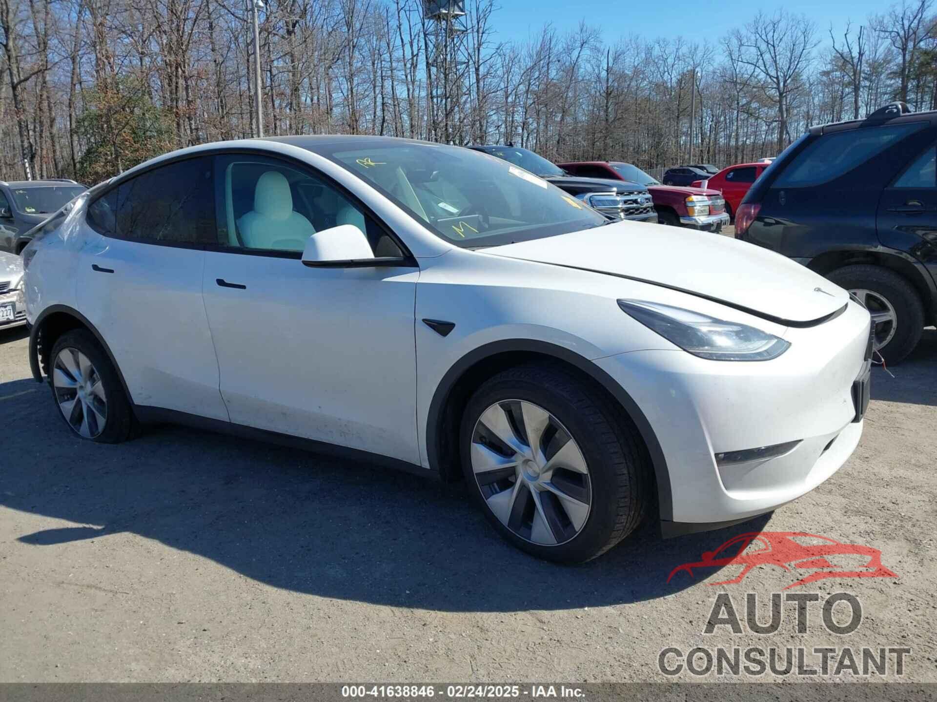 TESLA MODEL Y 2023 - 7SAYGDEE8PF662868